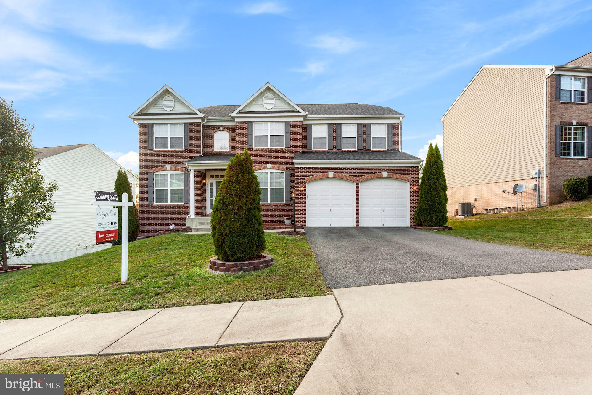 EAGLES POINTE - Residential