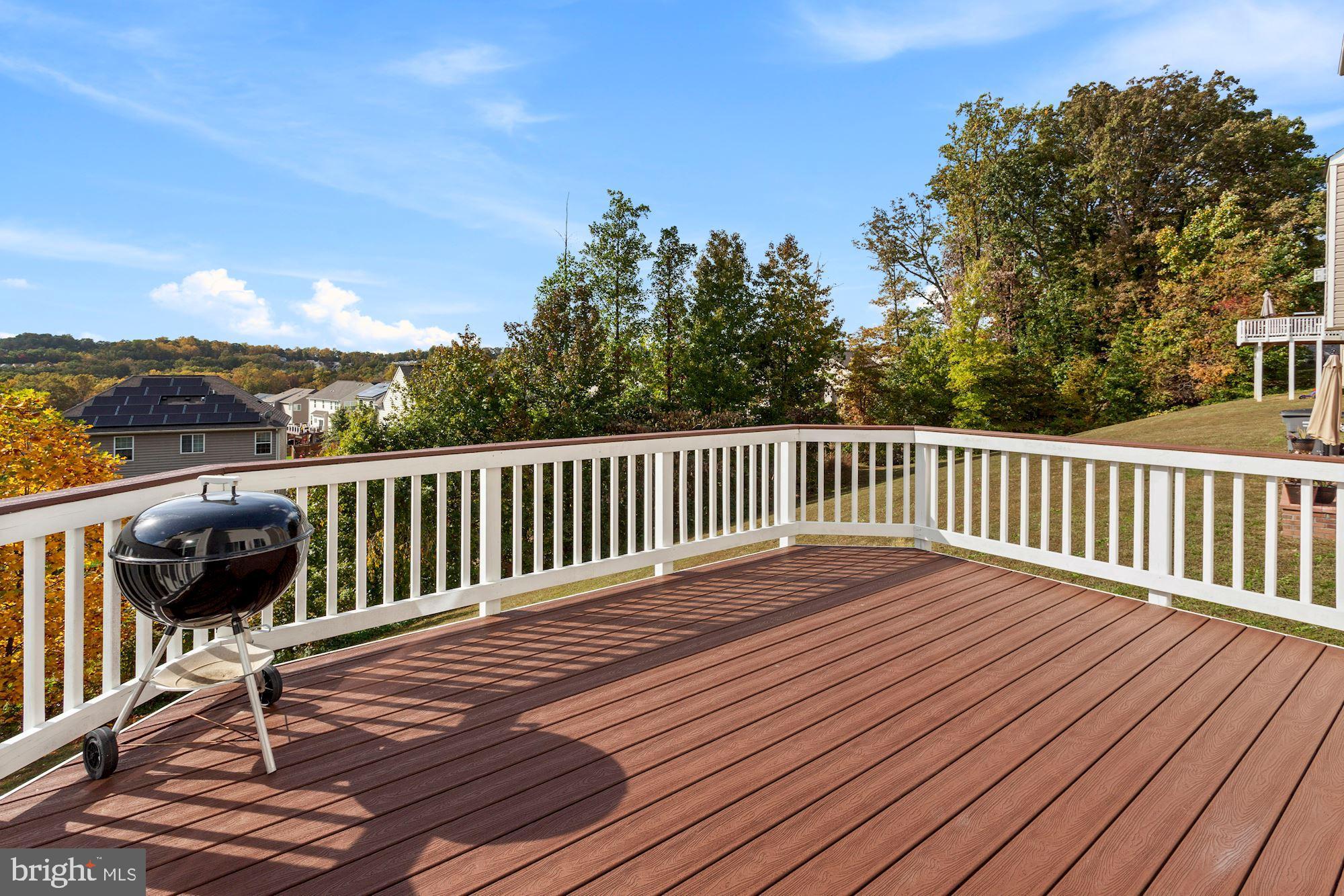 EAGLES POINTE - Residential