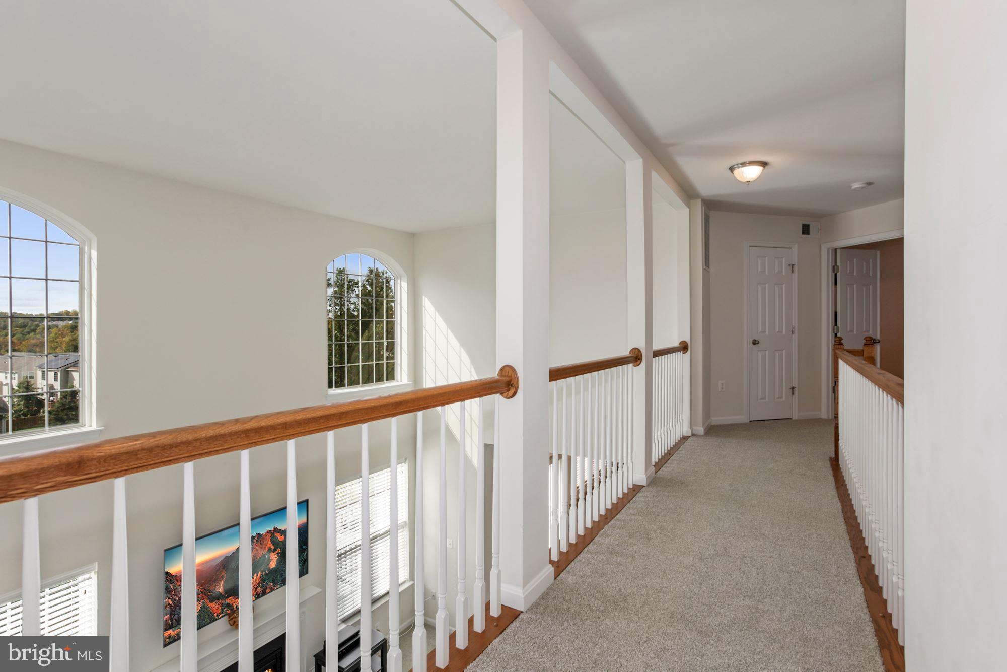 EAGLES POINTE - Residential