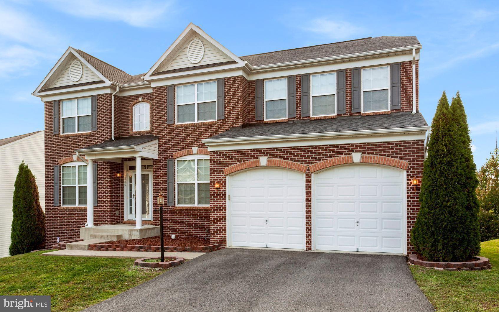 EAGLES POINTE - Residential