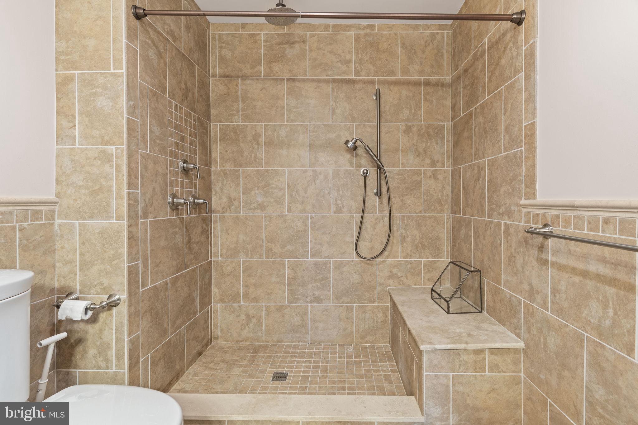 TANNERIE WOODS - Residential