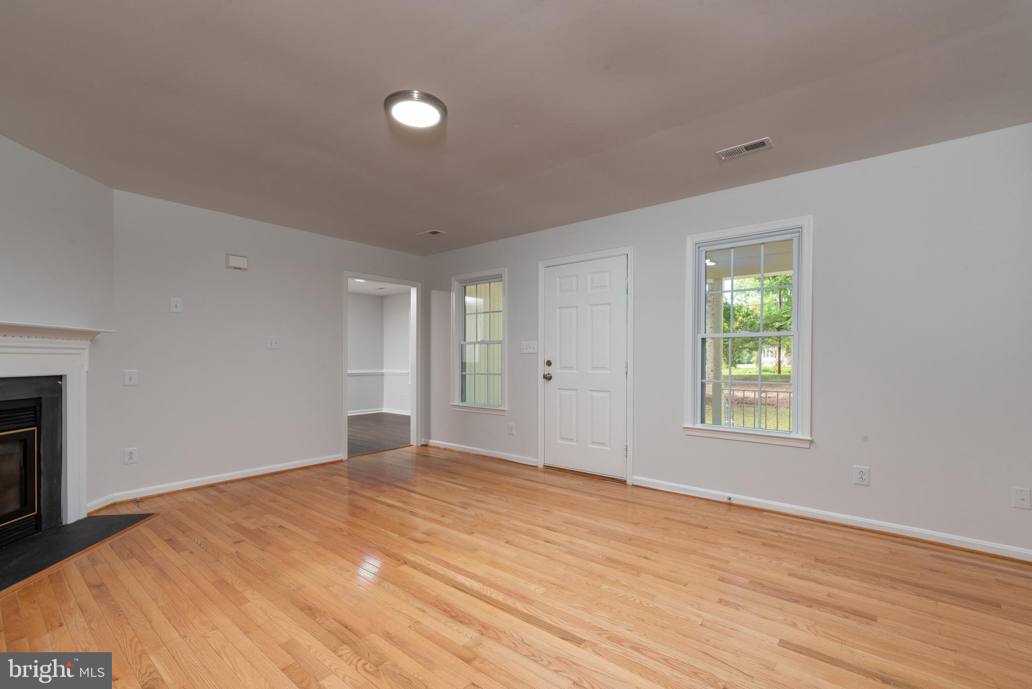 HOLLY OAKS - Residential