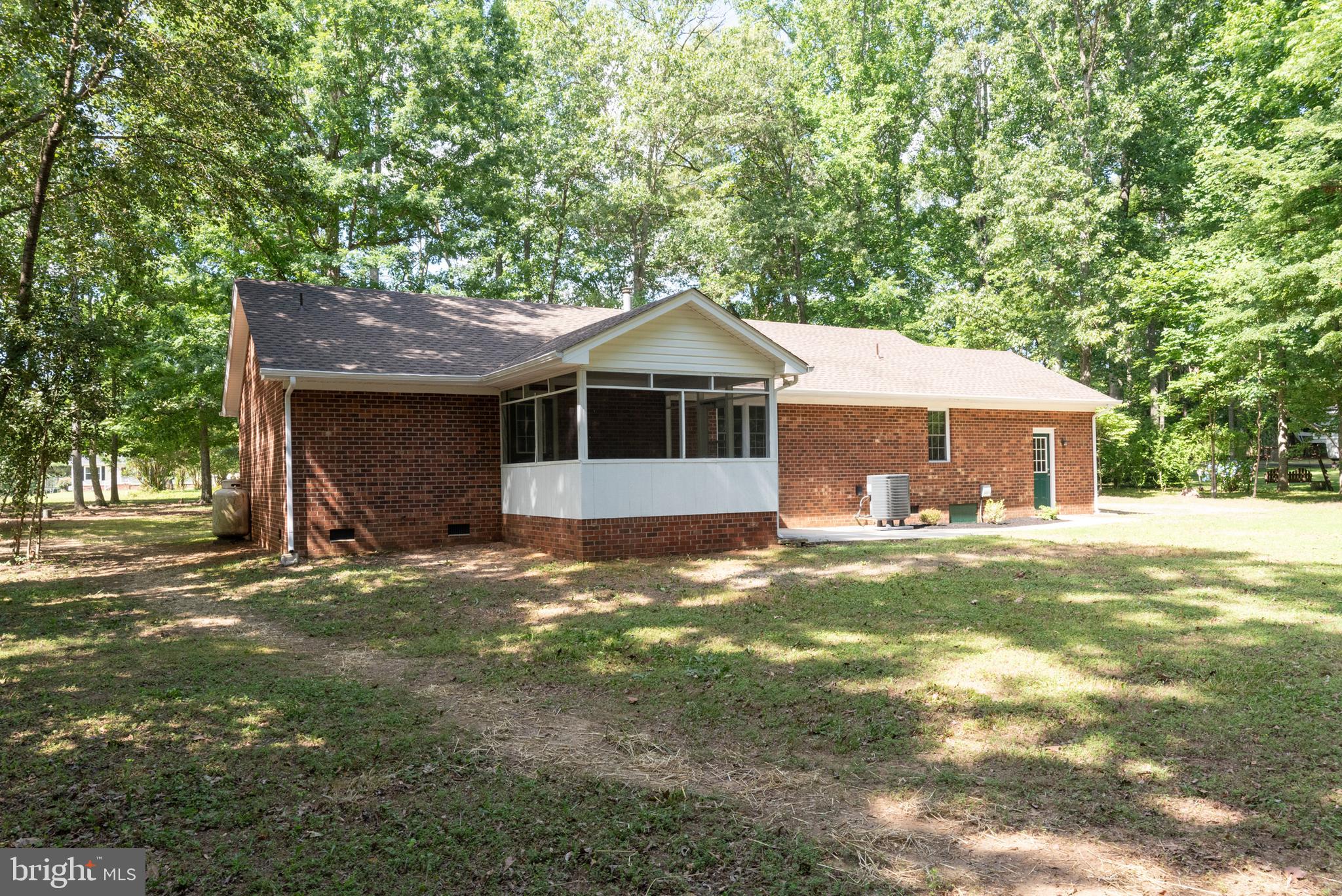 HOLLY OAKS - Residential