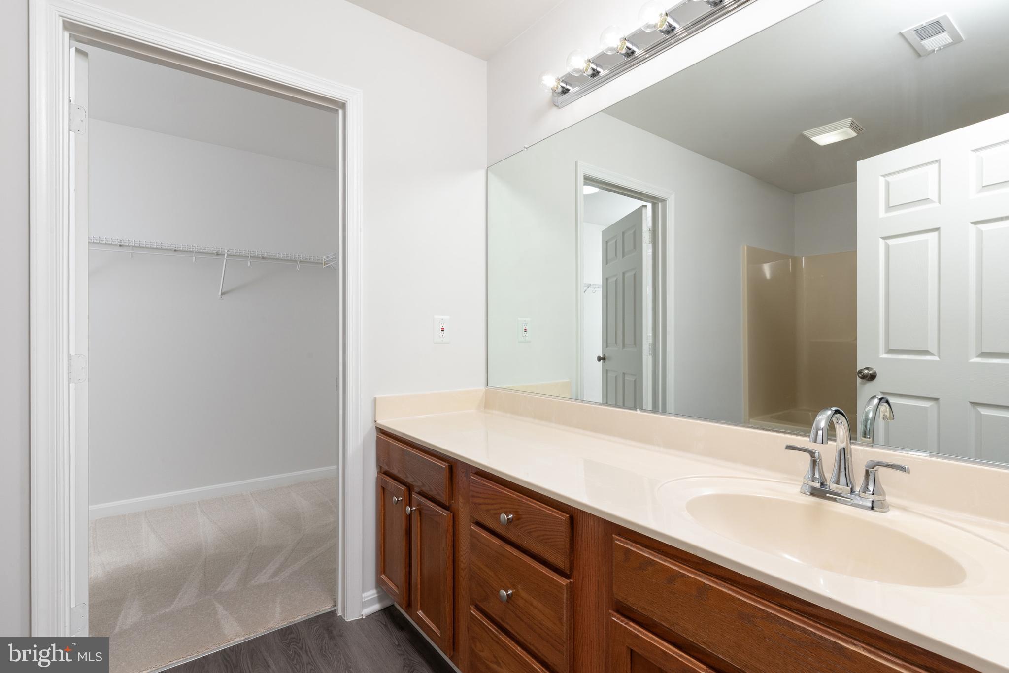 HOLLY OAKS - Residential