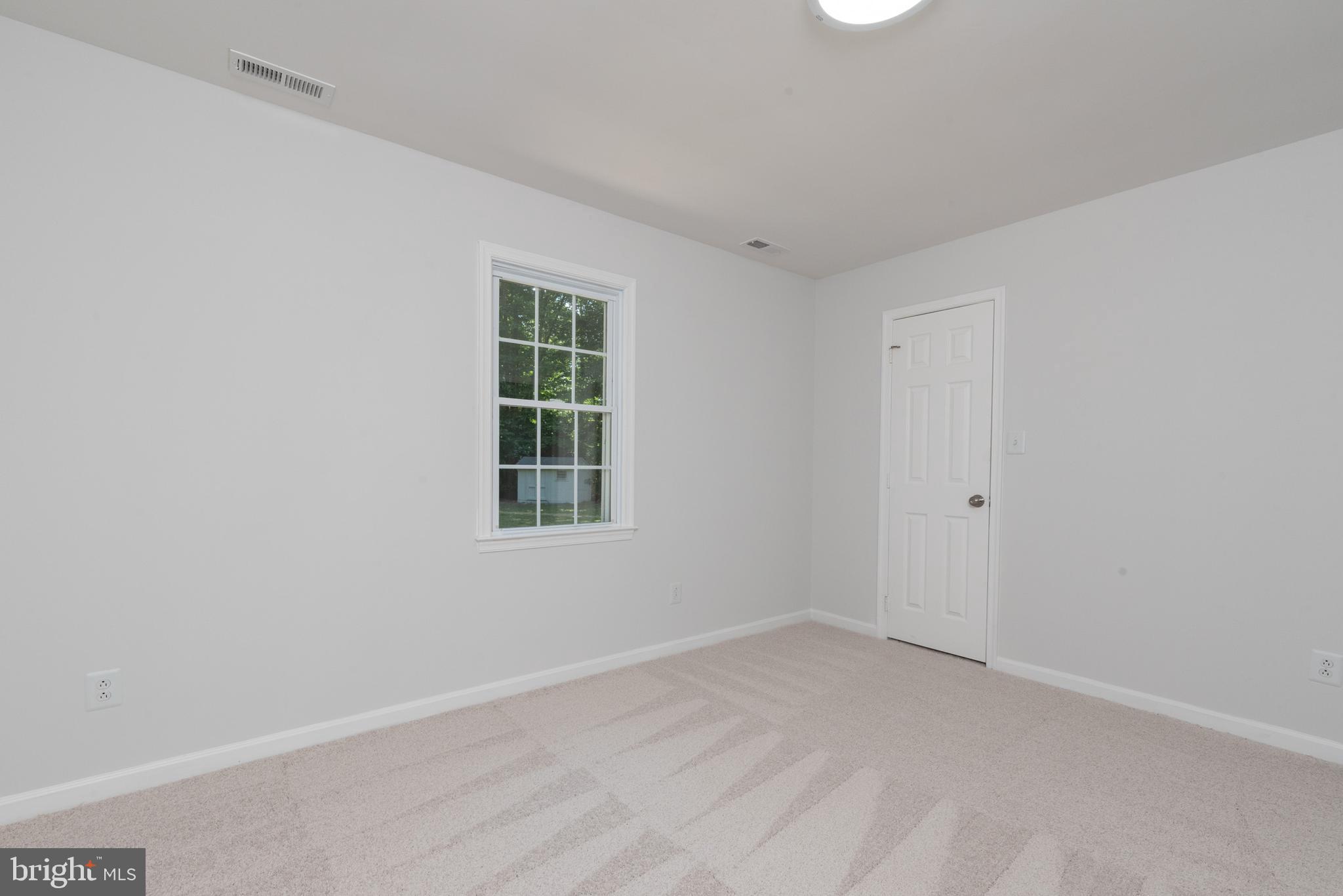 HOLLY OAKS - Residential