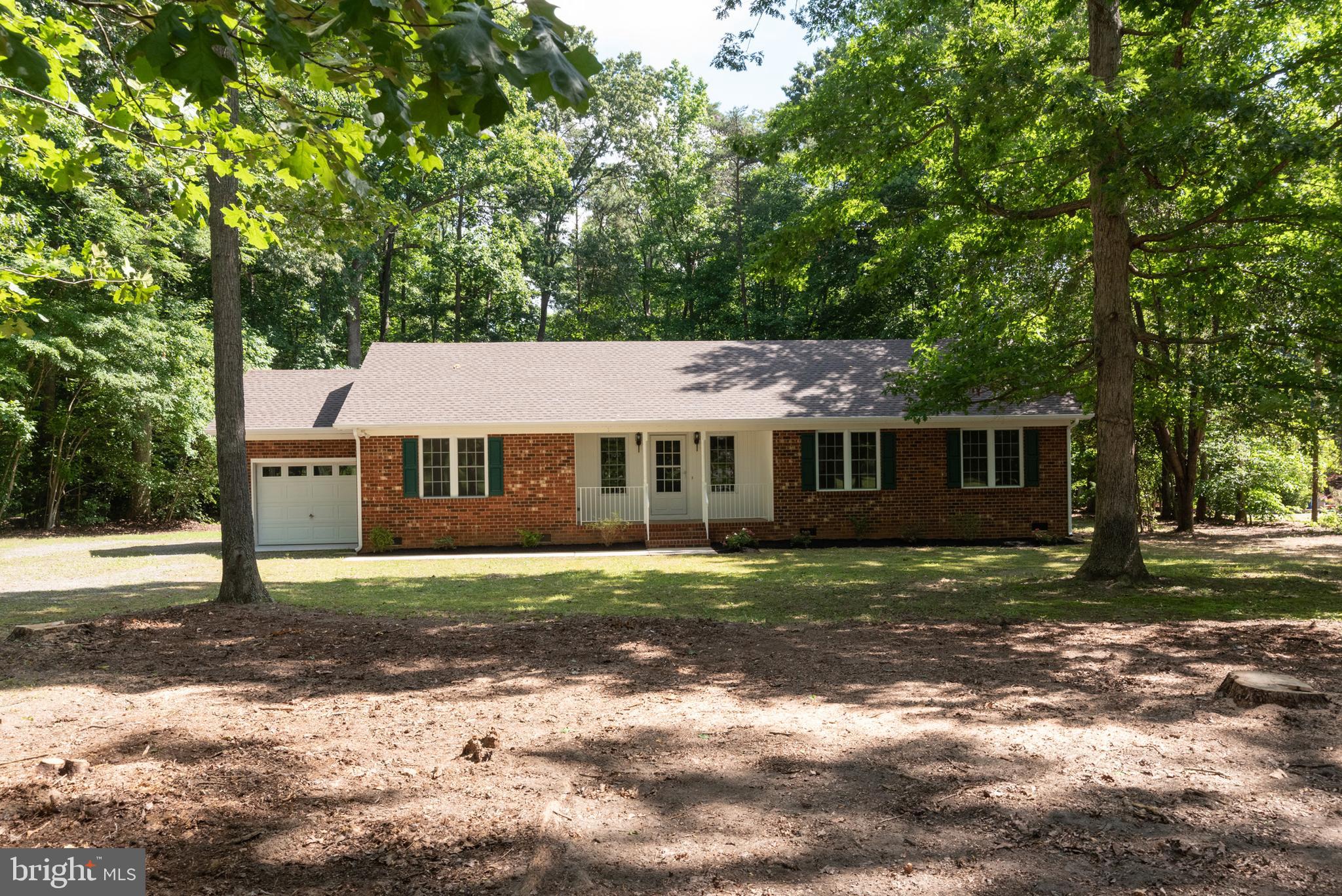 HOLLY OAKS - Residential