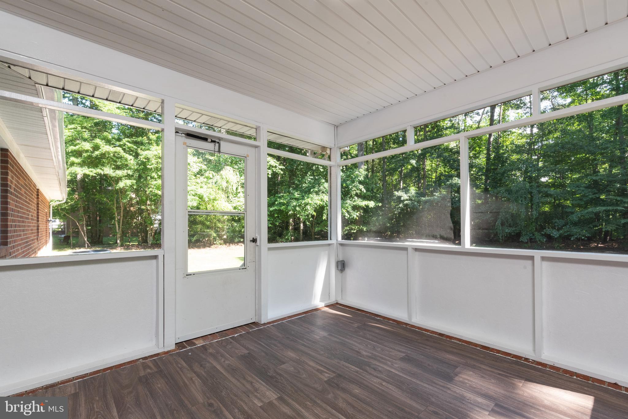 HOLLY OAKS - Residential