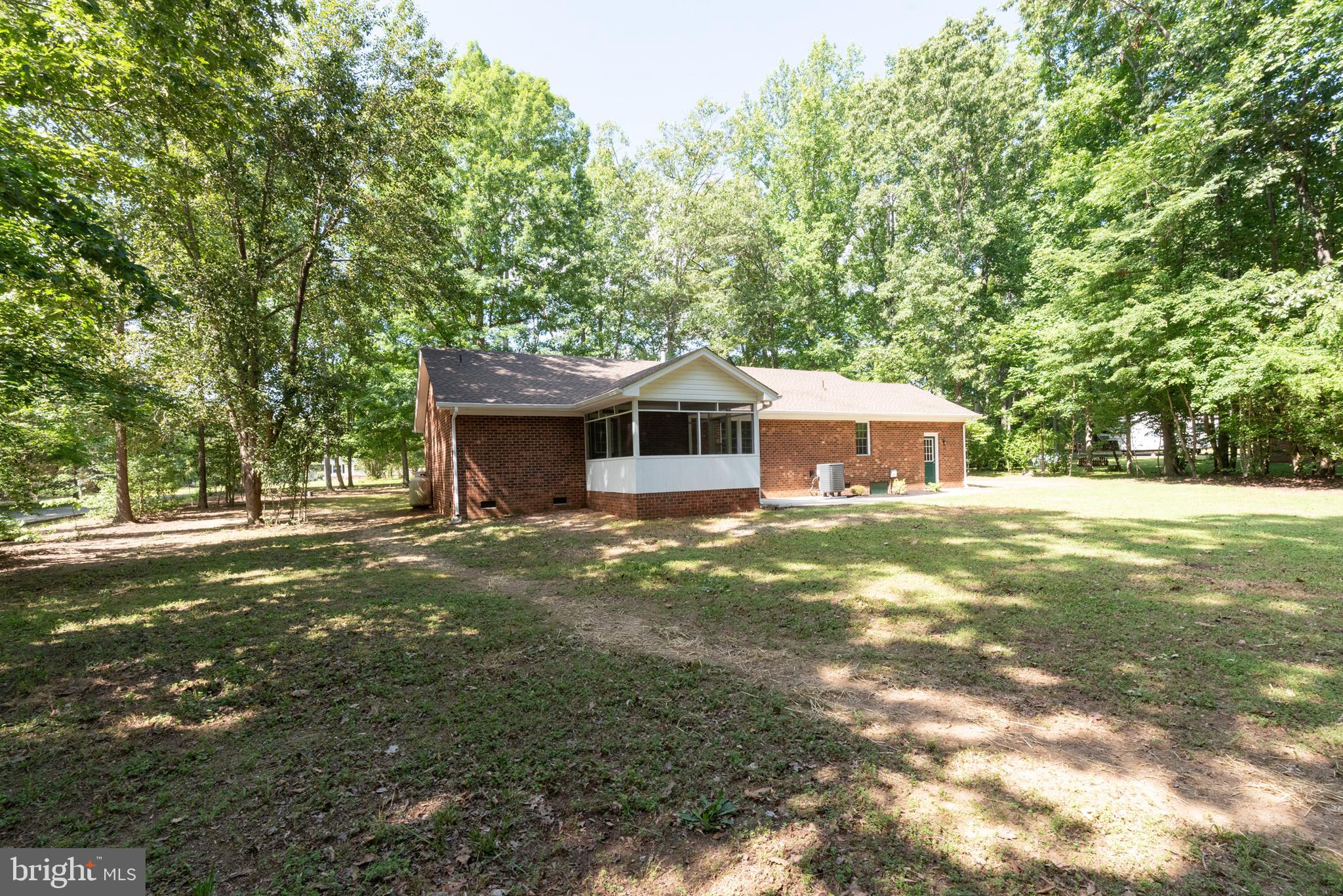 HOLLY OAKS - Residential