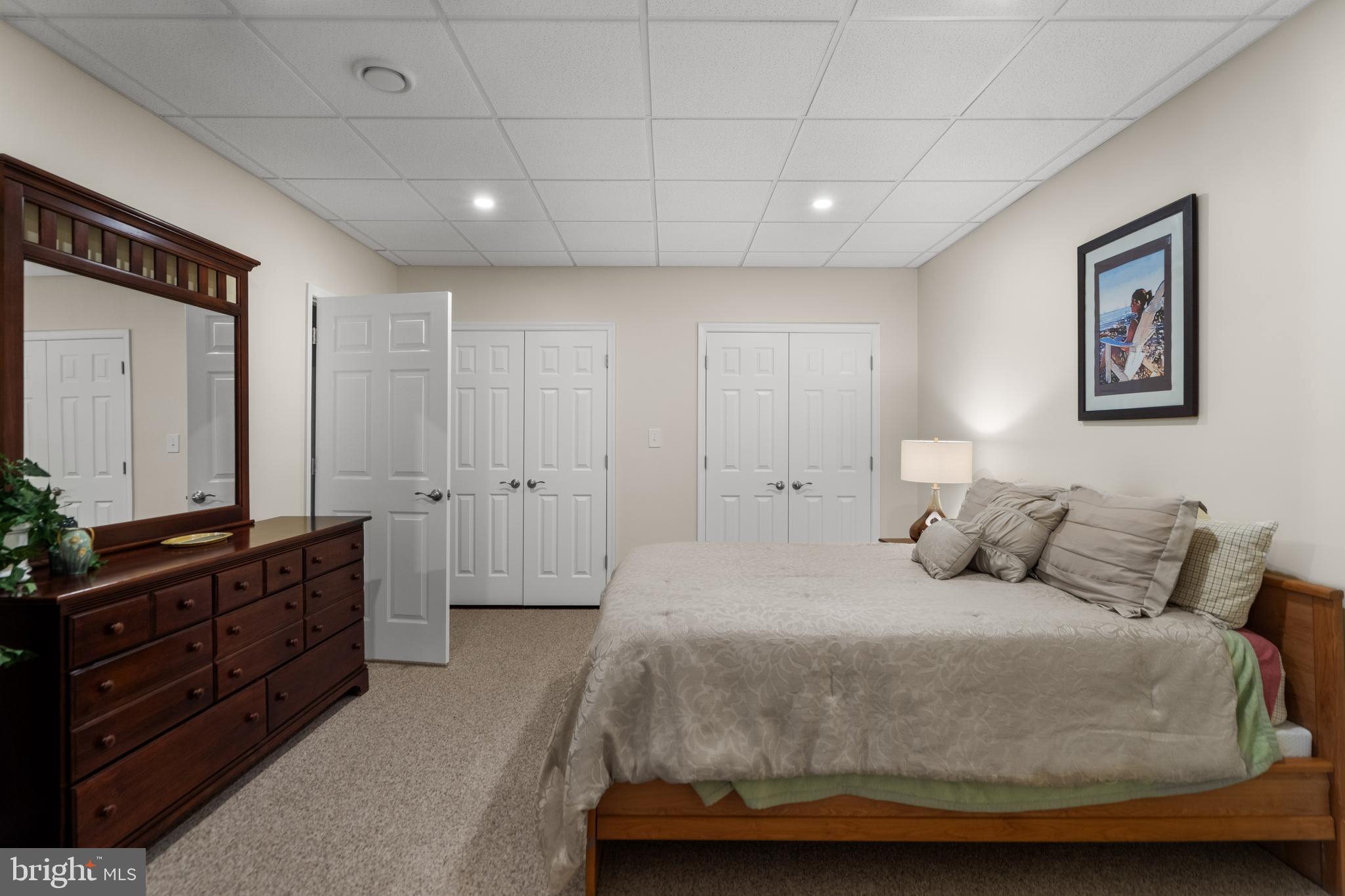 THE WOODS - Residential