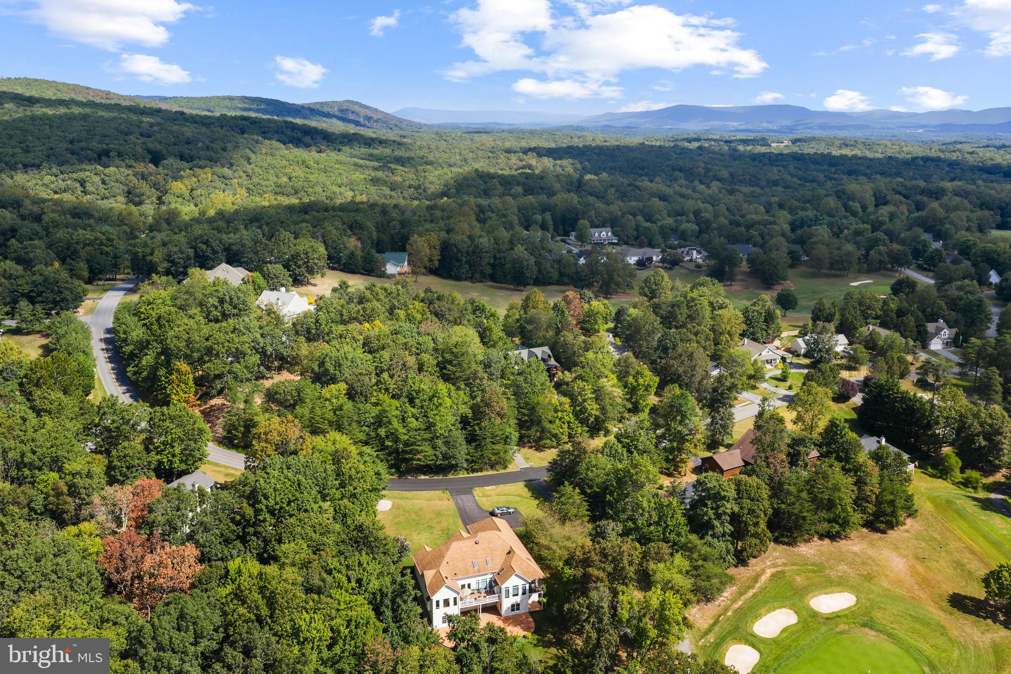 THE WOODS - Residential