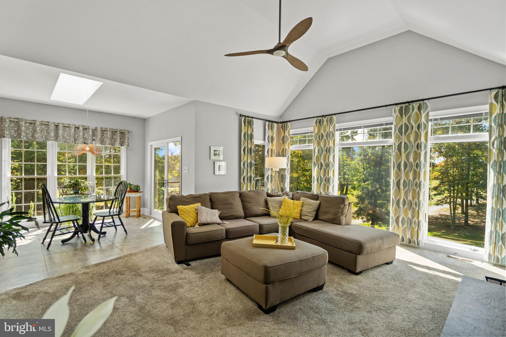 THE WOODS - Residential