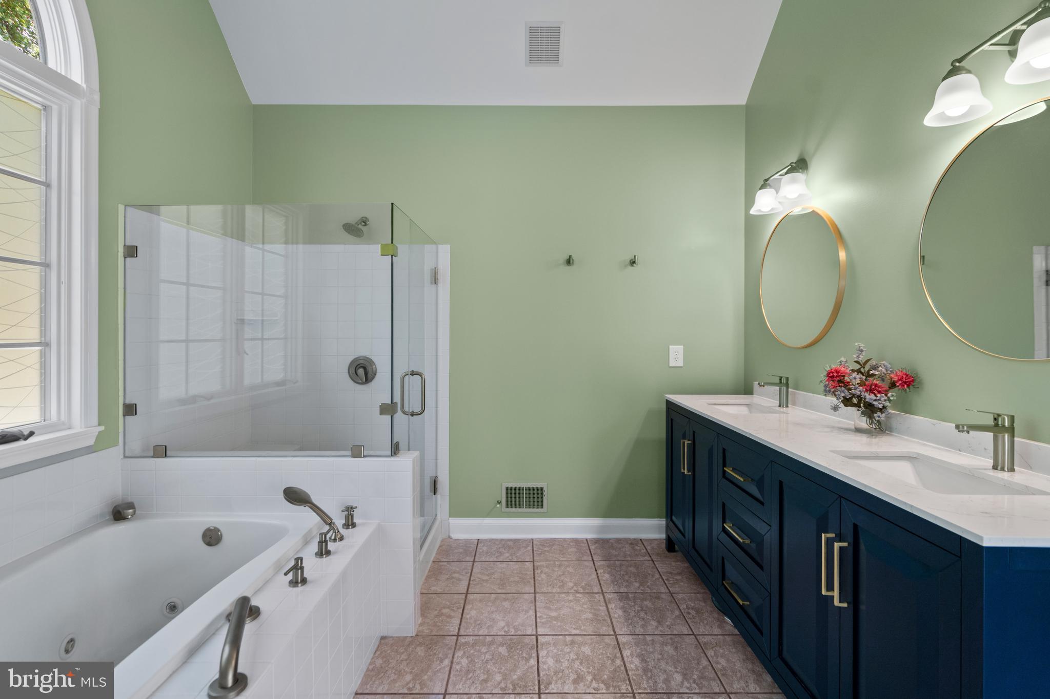 THE WOODS - Residential