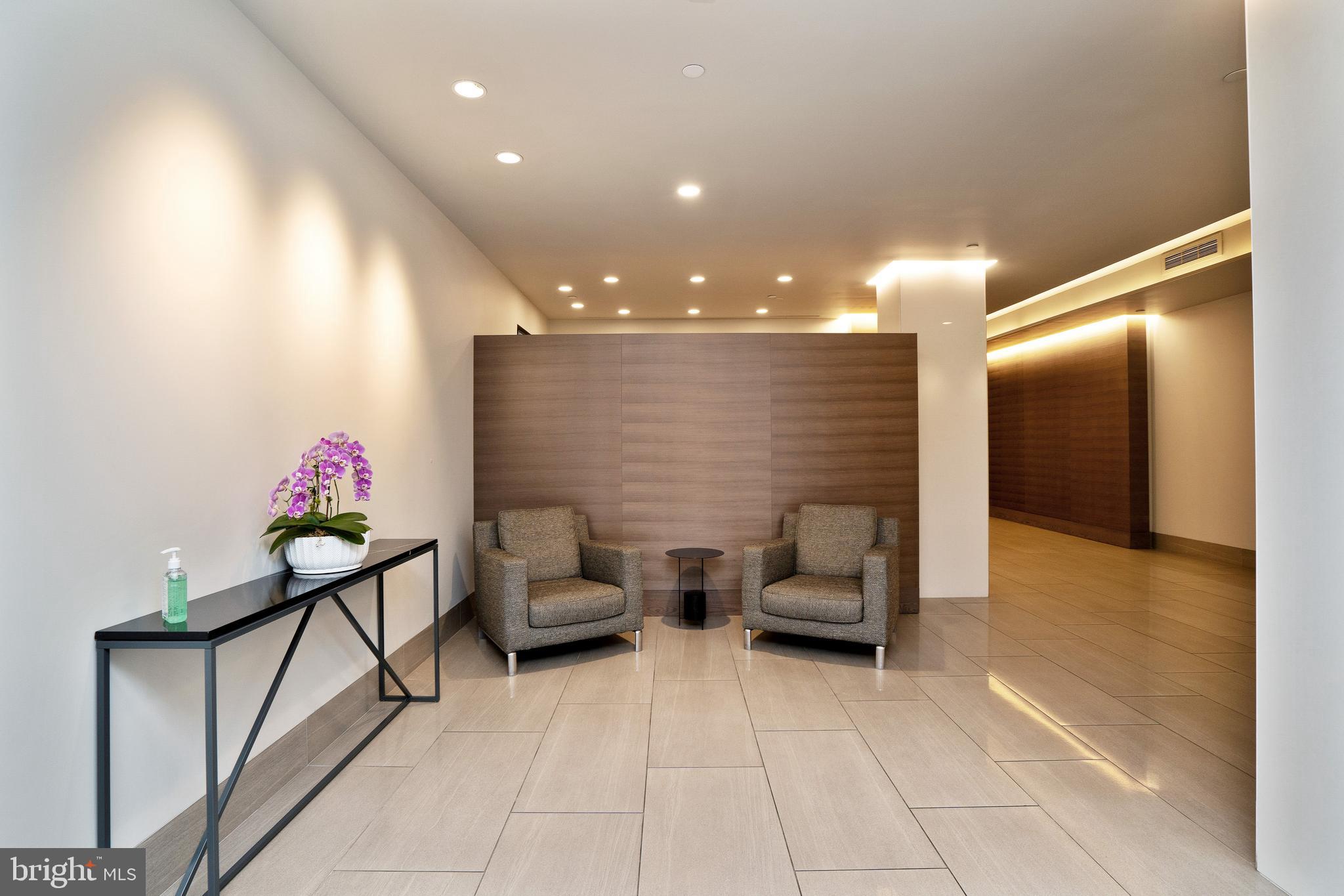 RITTENHOUSE SQUARE - Residential Lease