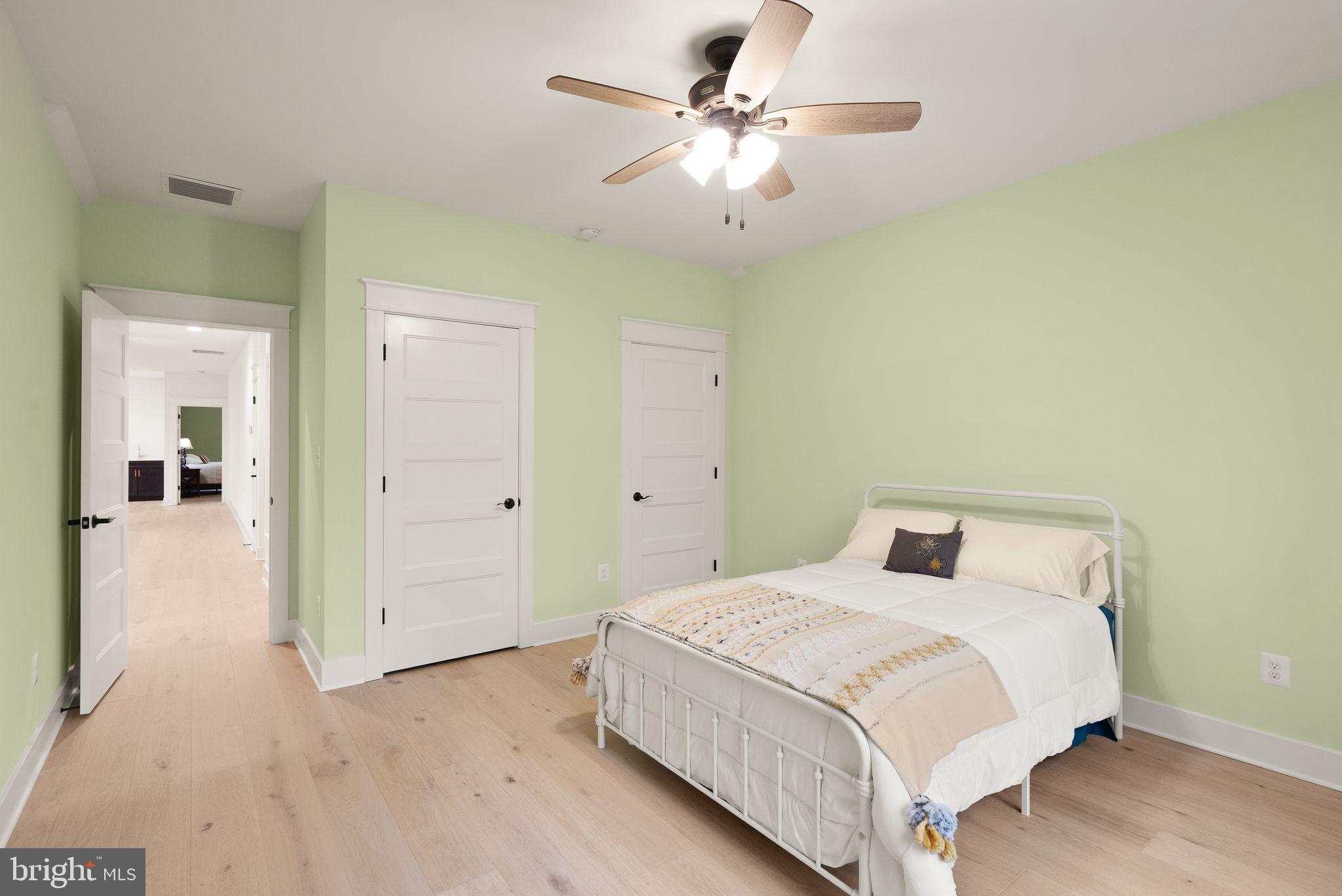 POPLAR HILL - Residential