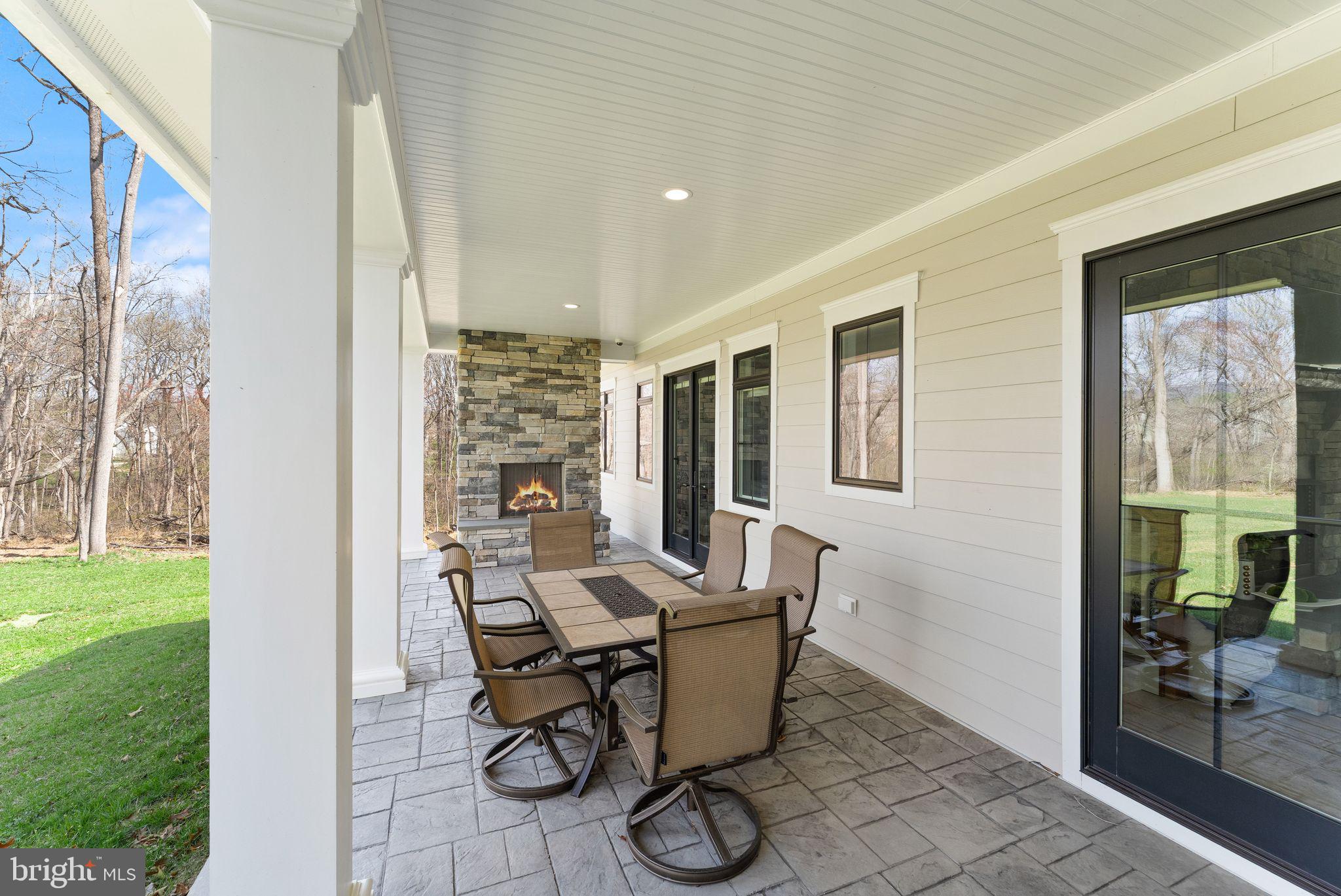 POPLAR HILL - Residential