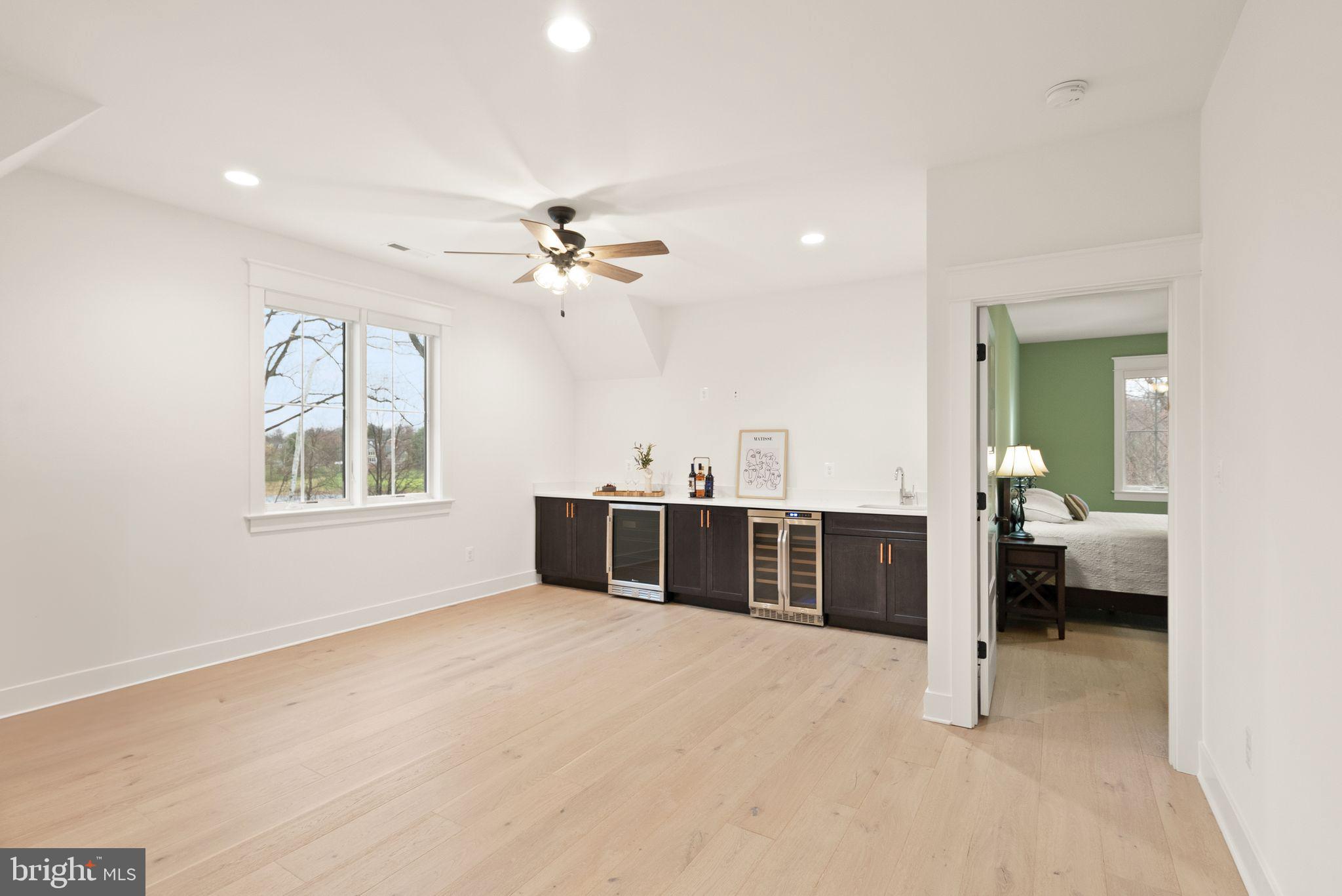 POPLAR HILL - Residential