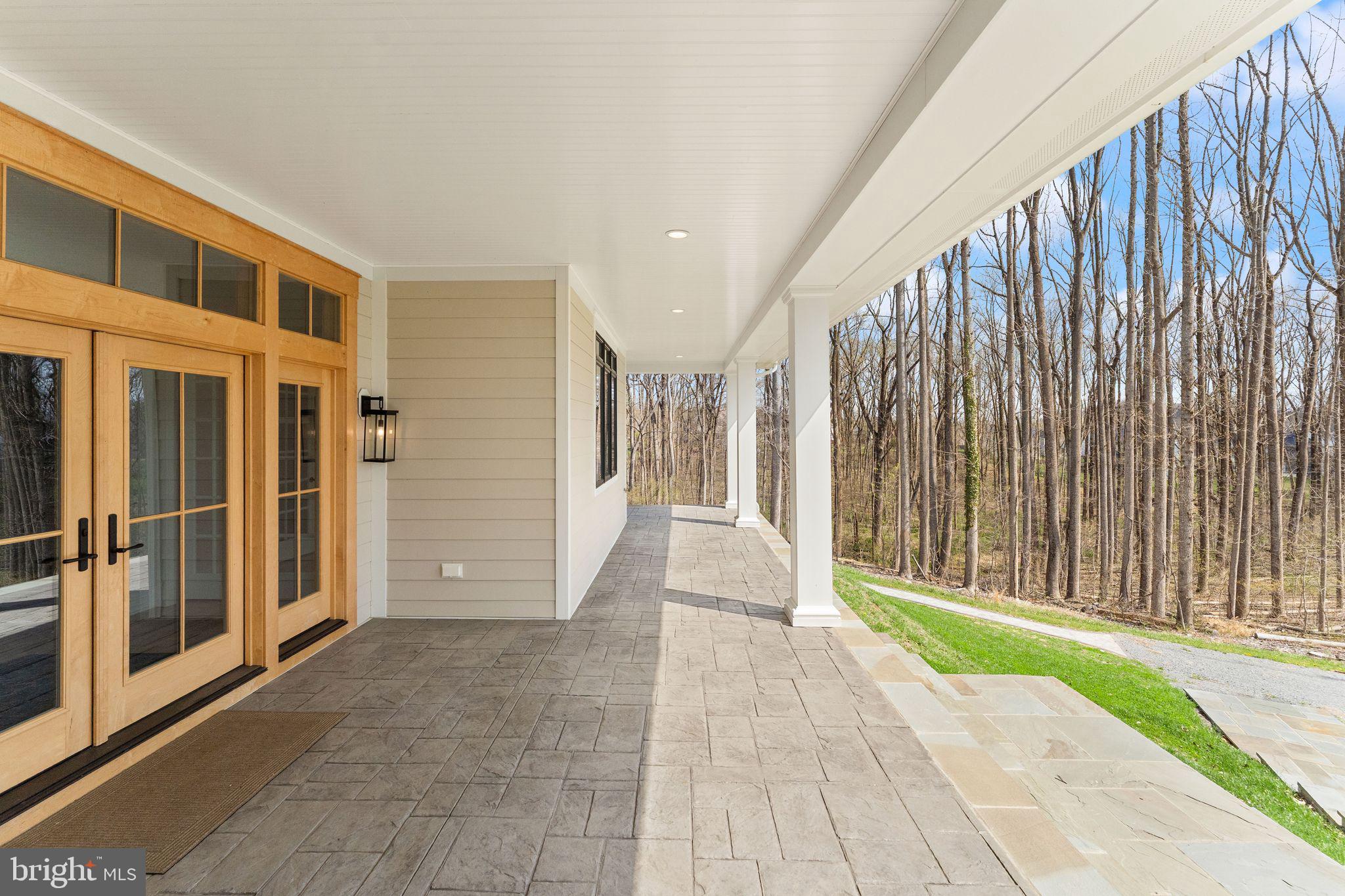 POPLAR HILL - Residential