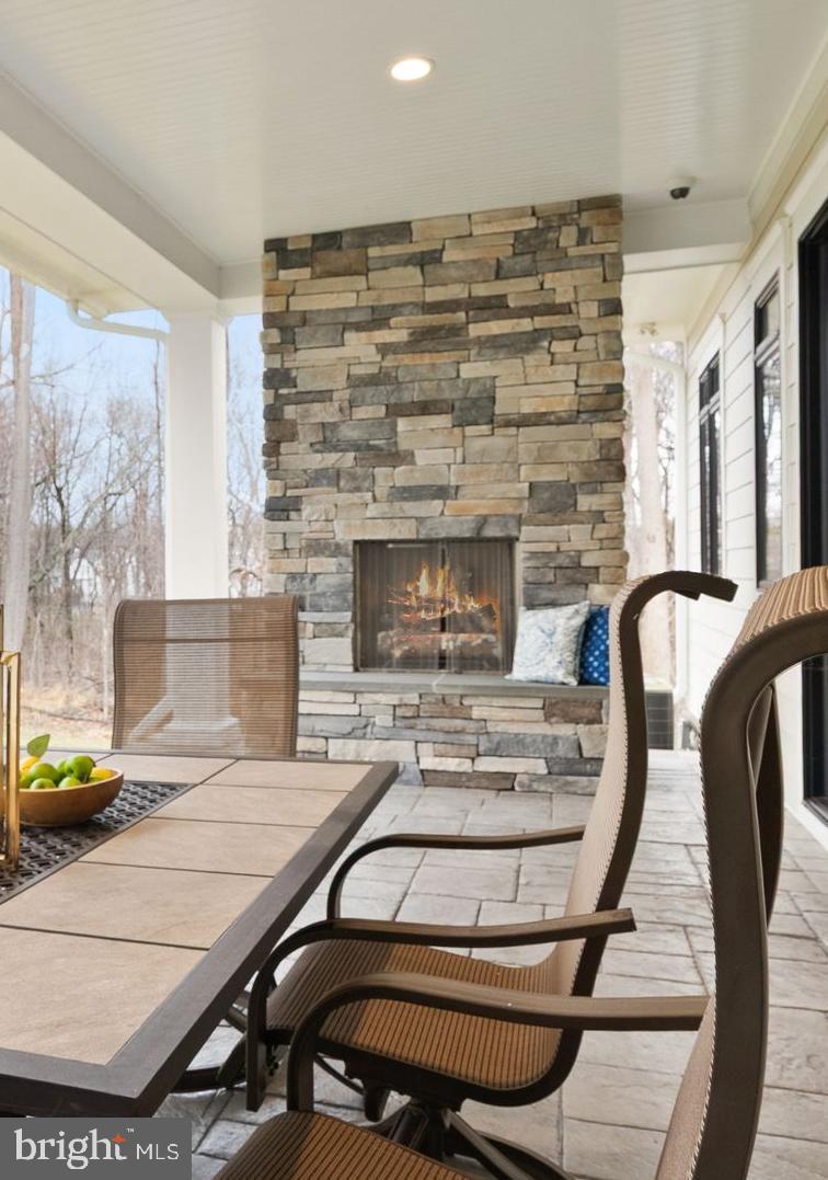 POPLAR HILL - Residential