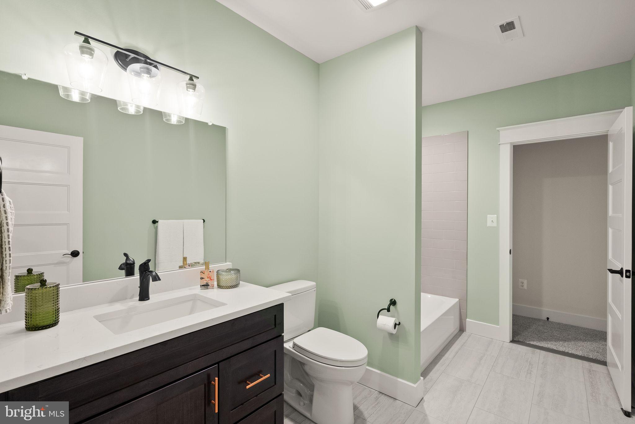 POPLAR HILL - Residential