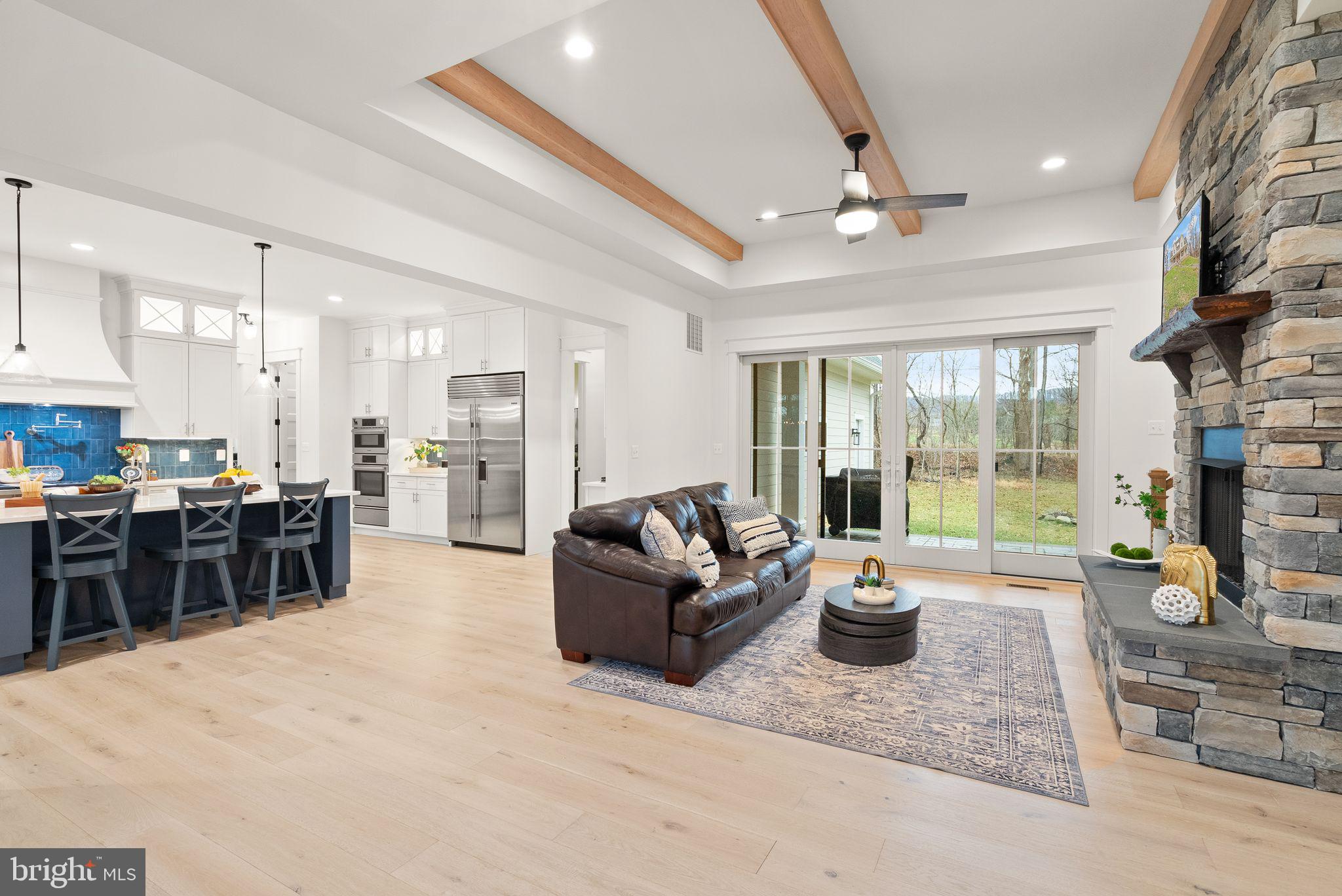 POPLAR HILL - Residential