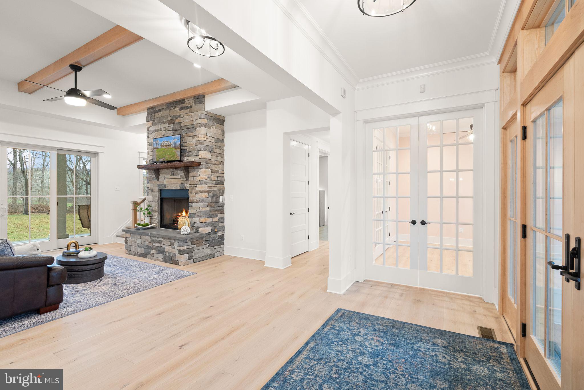 POPLAR HILL - Residential