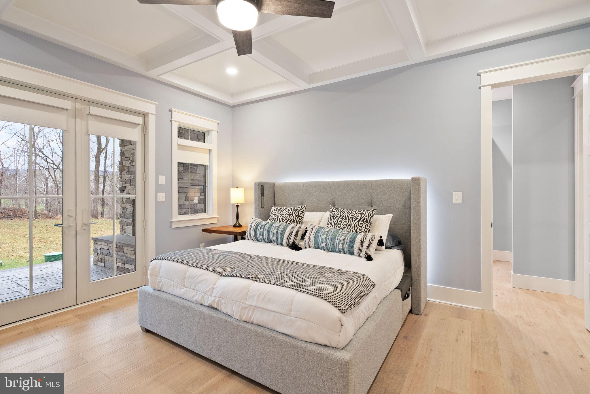 POPLAR HILL - Residential