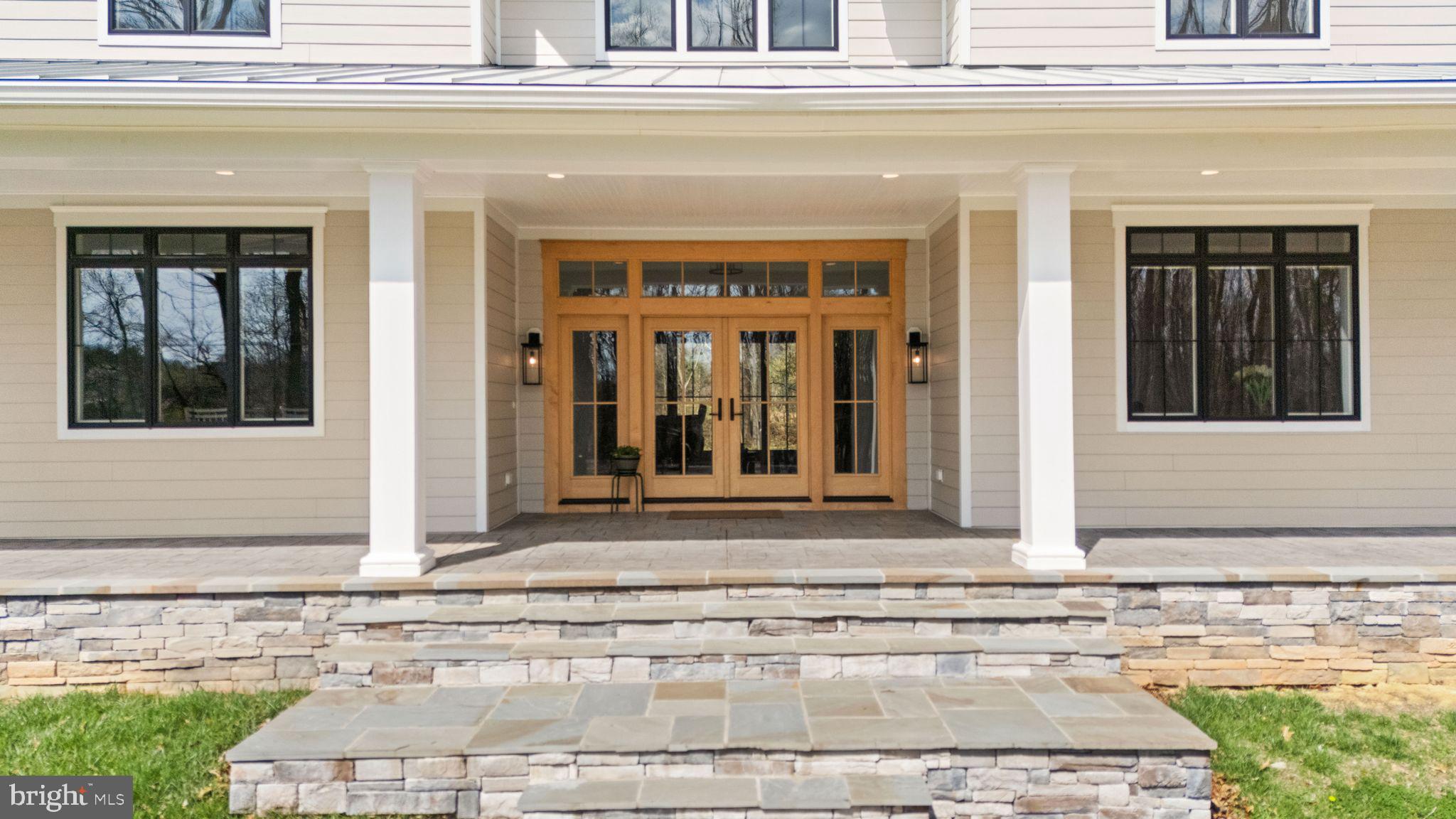 POPLAR HILL - Residential