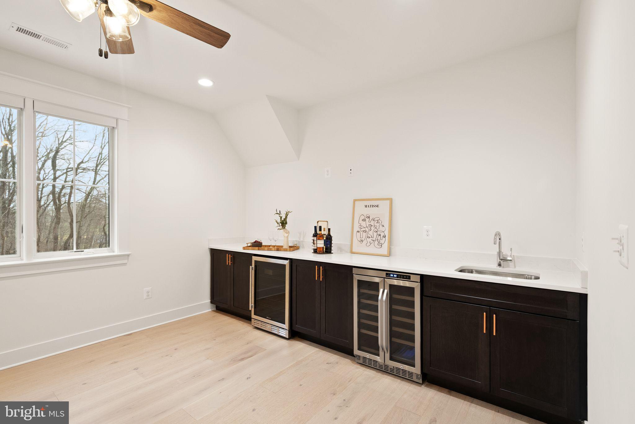 POPLAR HILL - Residential