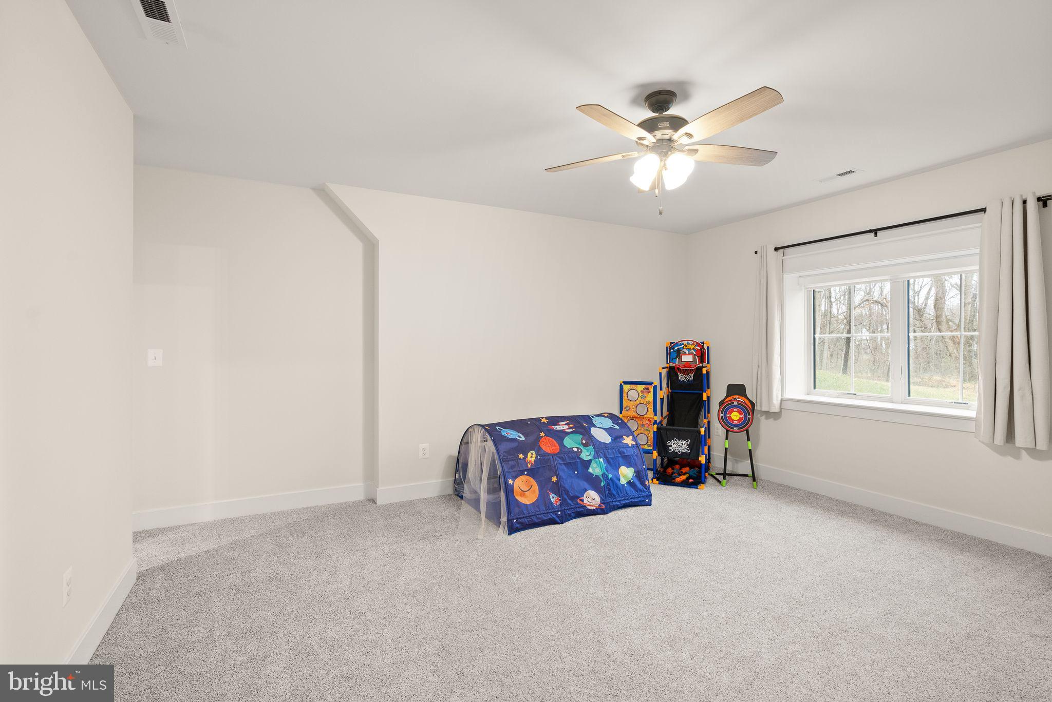 POPLAR HILL - Residential