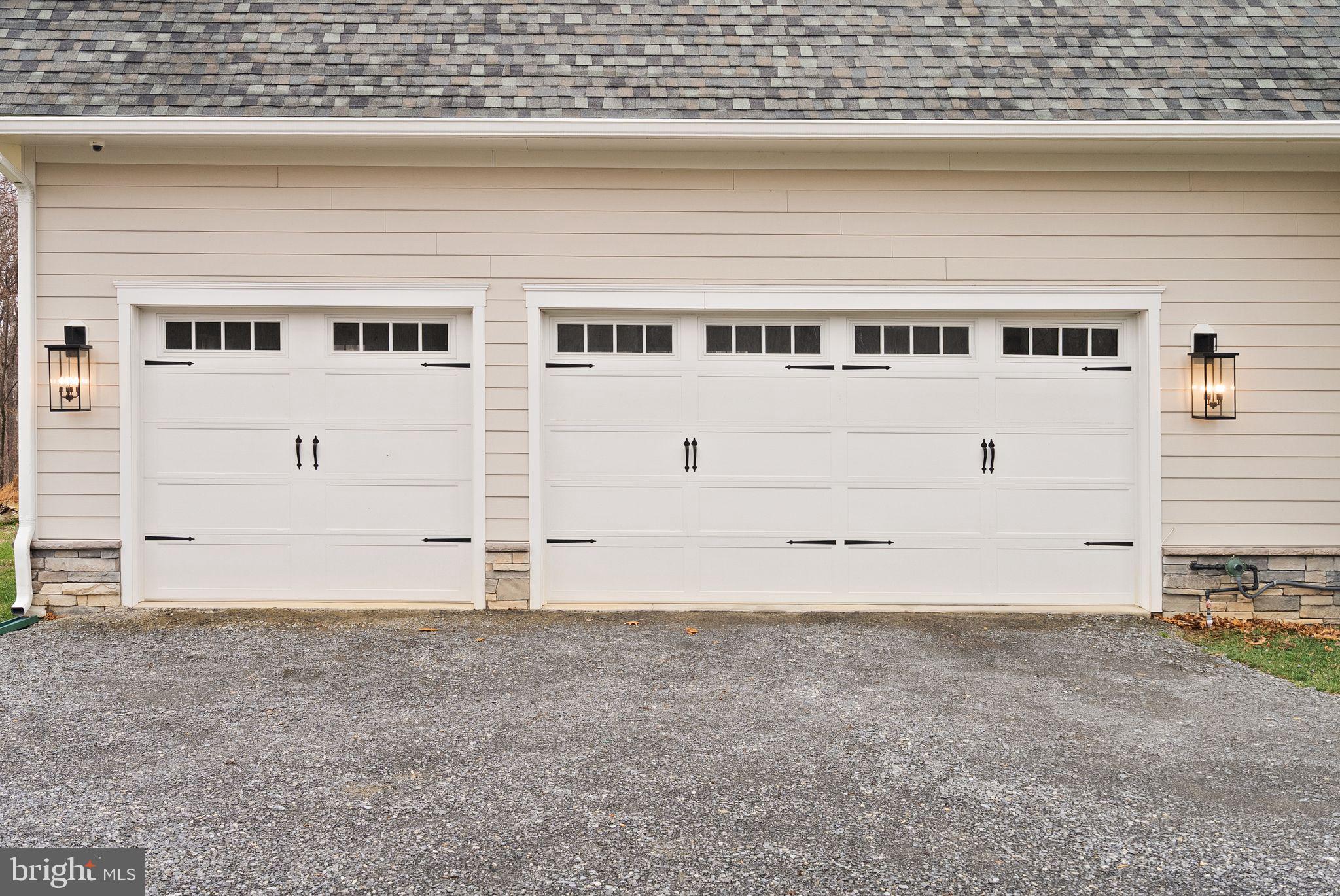 POPLAR HILL - Residential