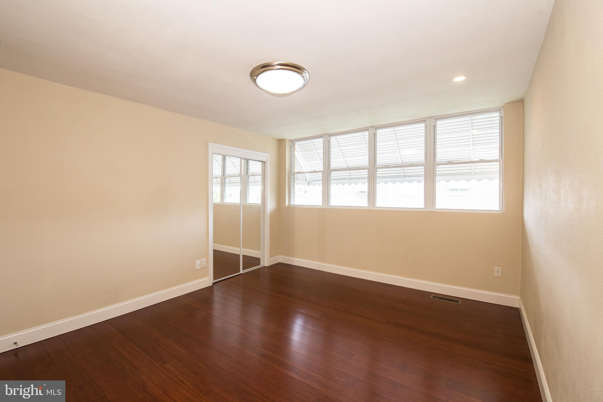 SOUTHBROOK PARK - Residential