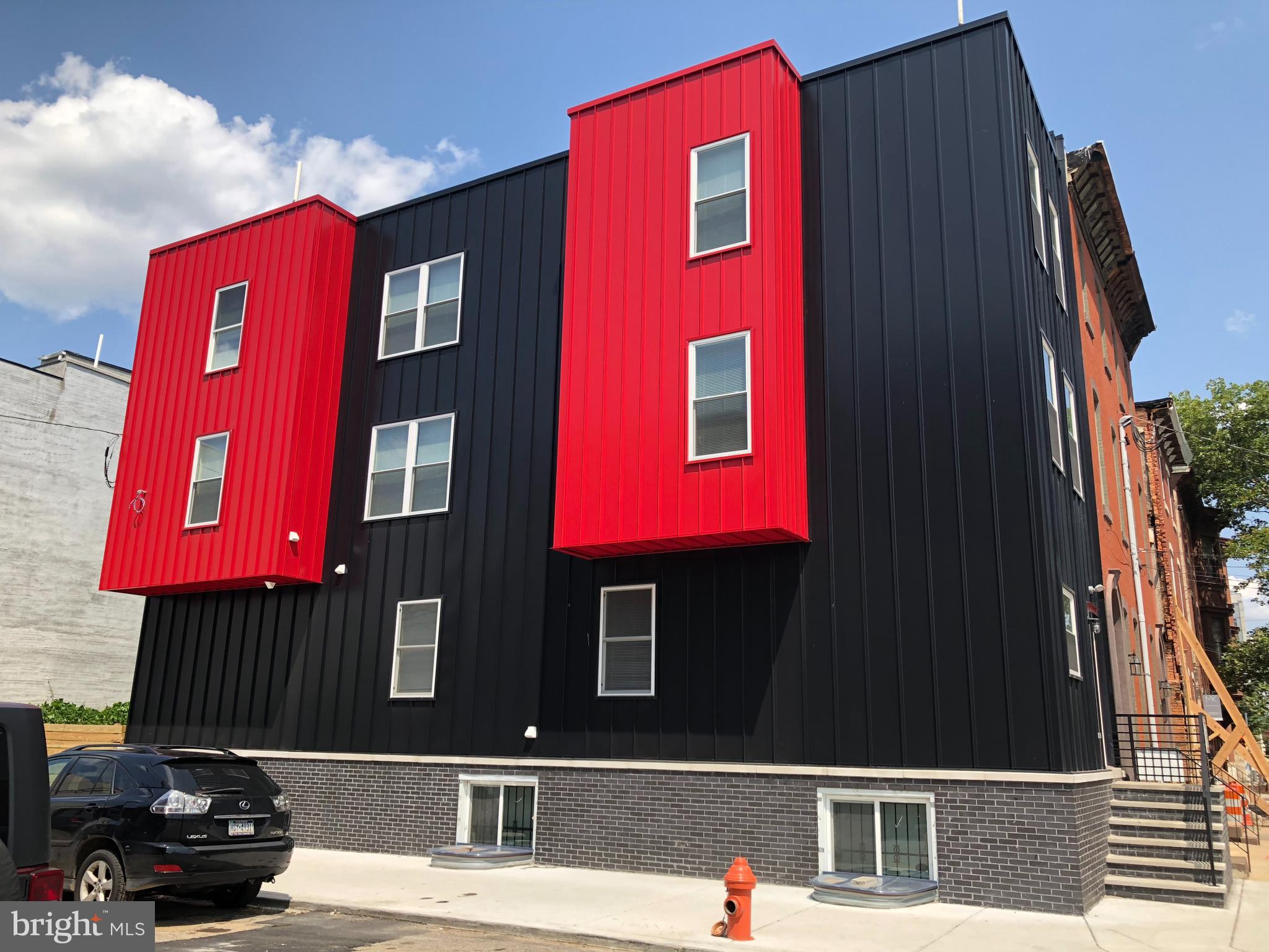 Location location location! This 8 bed 8 bath duplex is within the prime location of Temple University Student housing!
This newly constructed large, and spacious building as two 4 bed/4 bath apartments. Each apartment has keyless entry, private bathrooms, audio & visual doorbells, washer and dryer, full kitchen with dishwasher, granite counter tops, central heat & air (all electric), and large separate living room area!
Perfect layout and location for renting to college students!