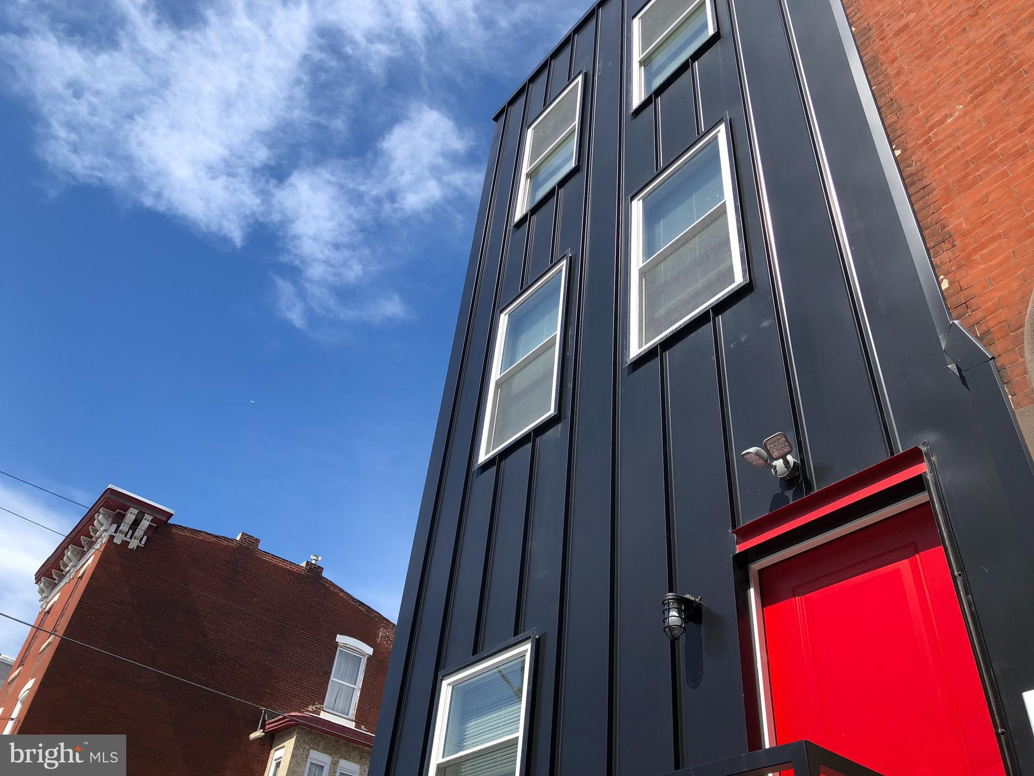 1611 W OXFORD STREET