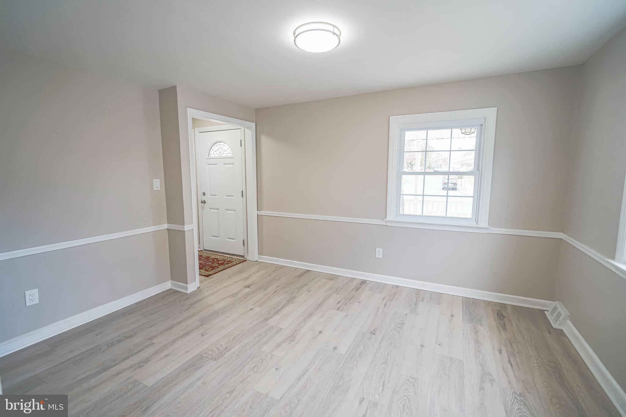 MILMONT PARK - Residential