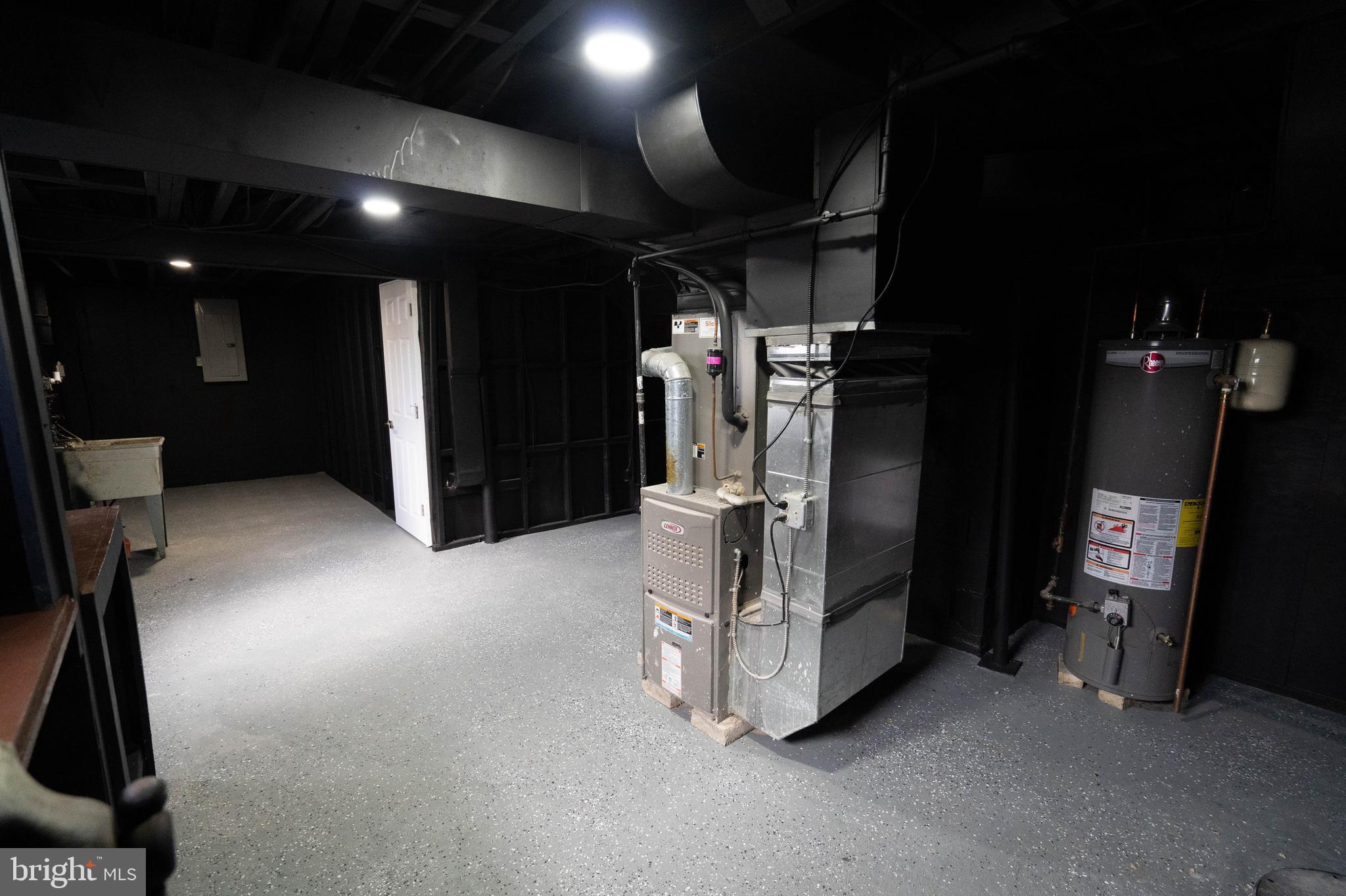 MILMONT PARK - Residential