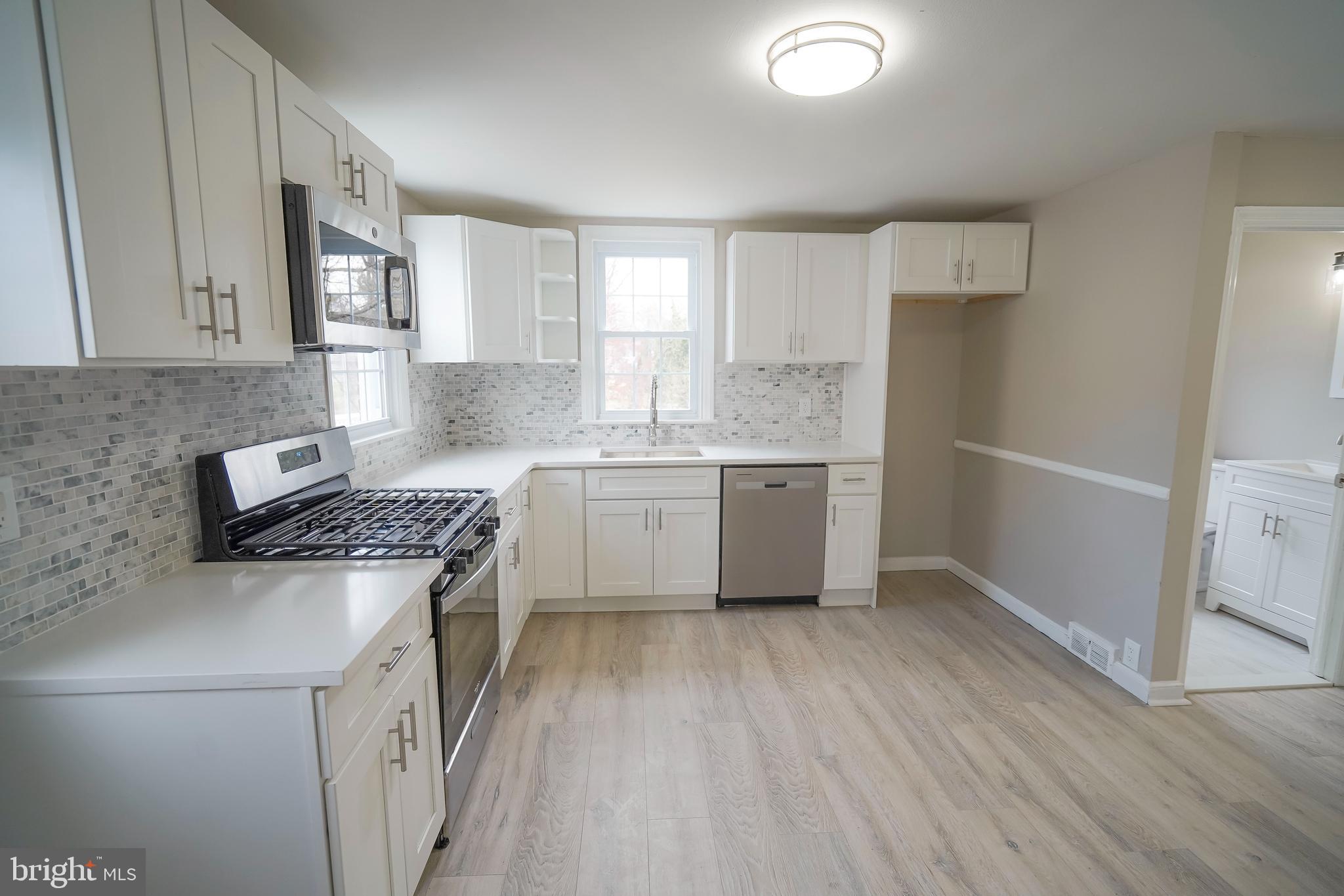 MILMONT PARK - Residential