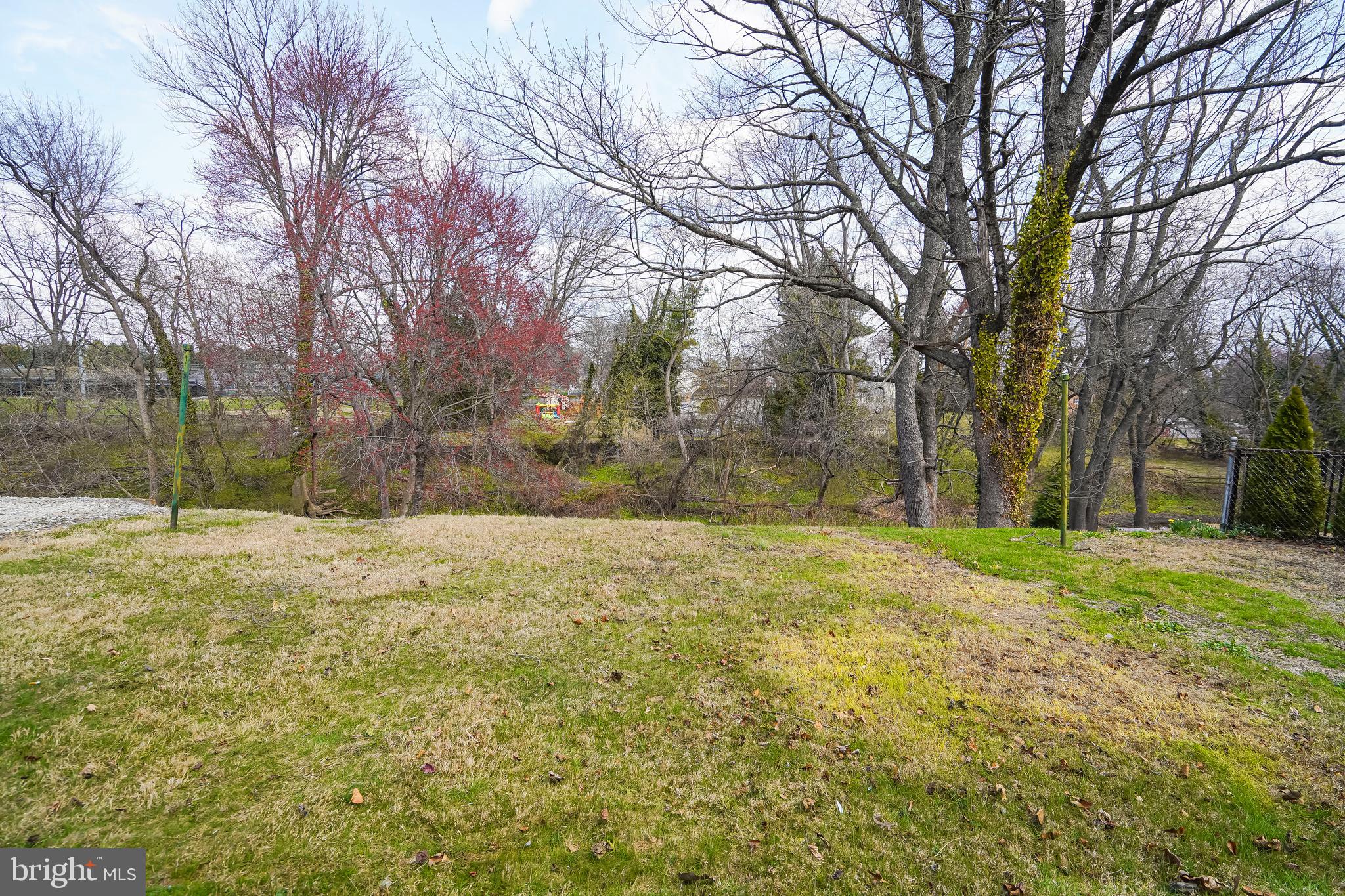 MILMONT PARK - Residential