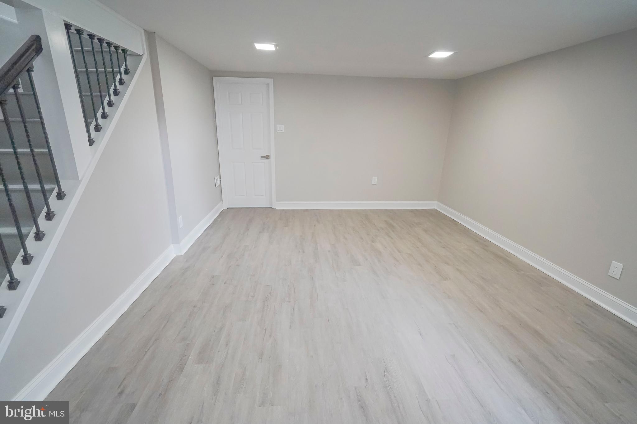 MILMONT PARK - Residential