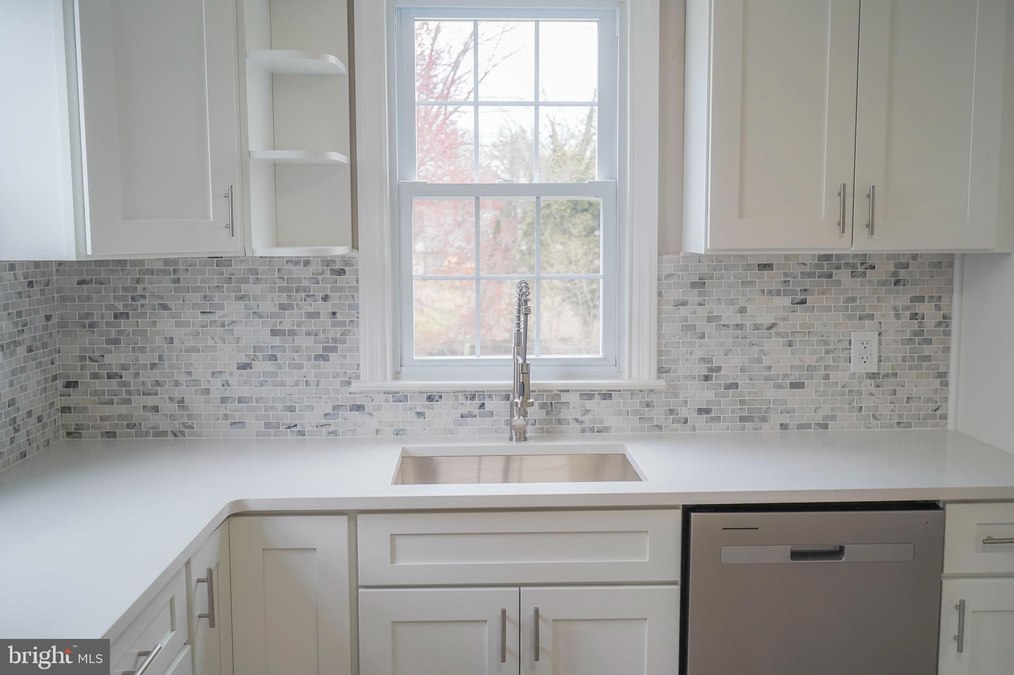 MILMONT PARK - Residential