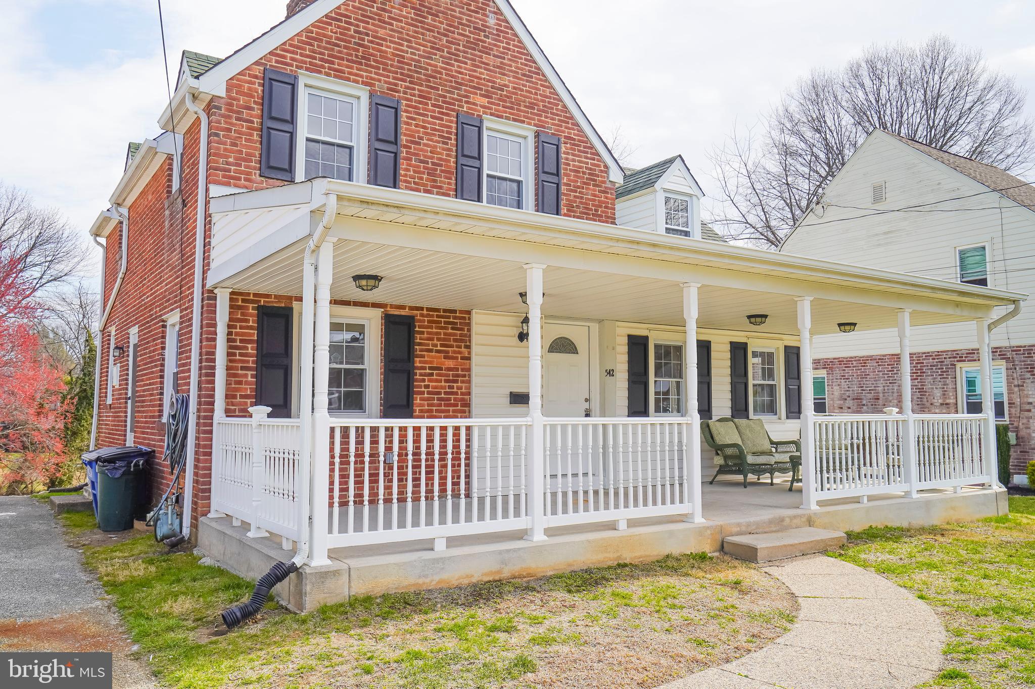 MILMONT PARK - Residential