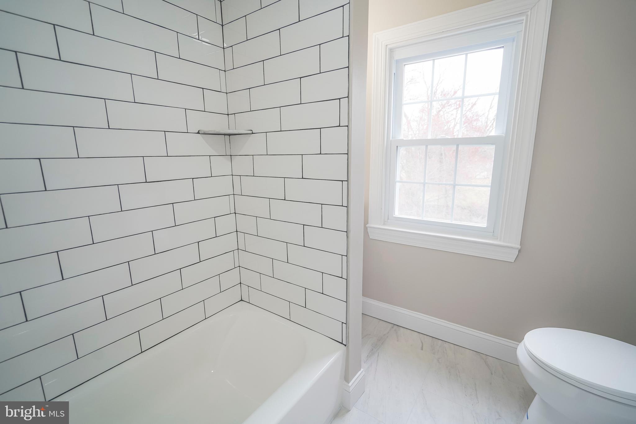 MILMONT PARK - Residential