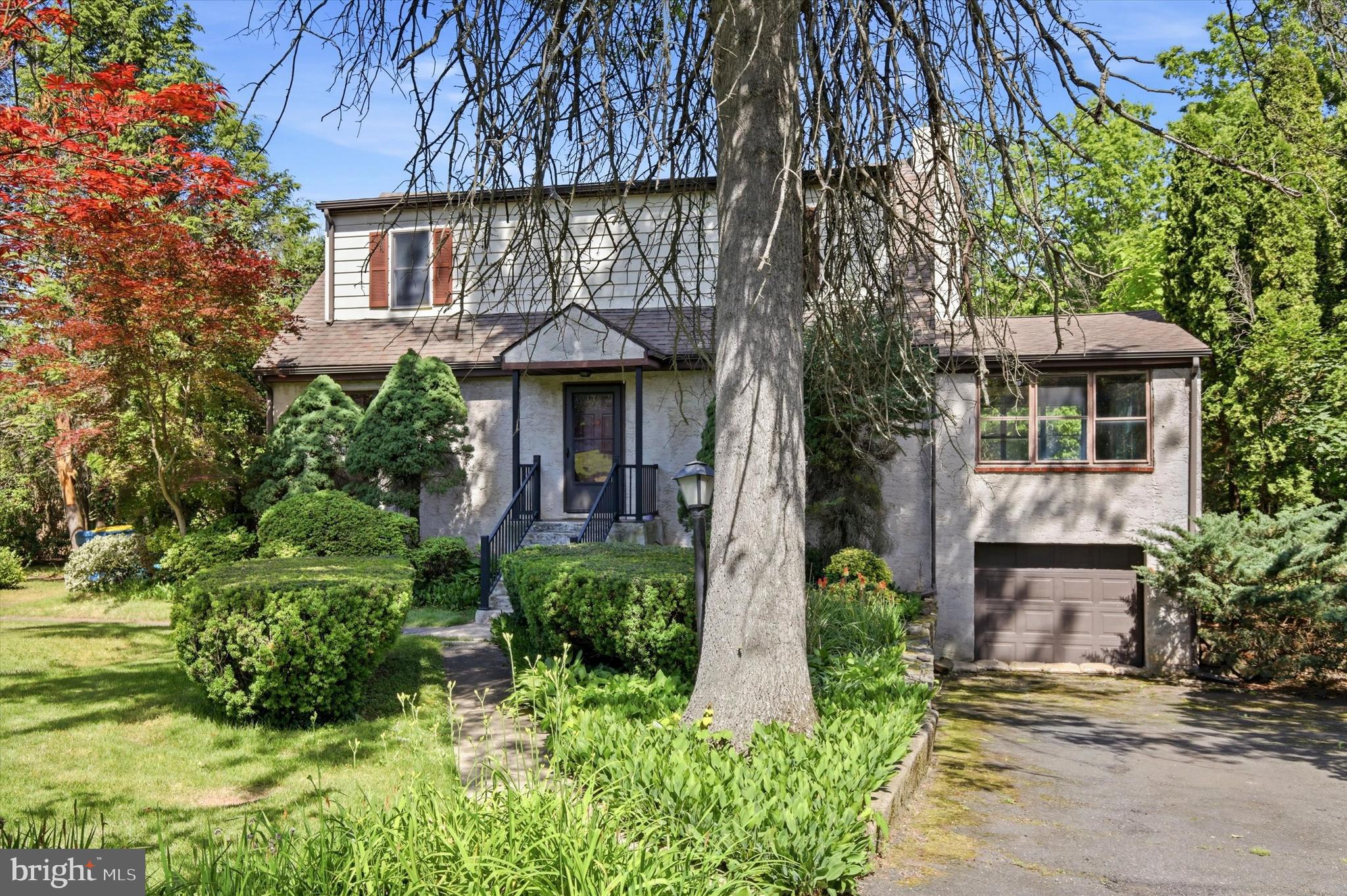 2206 LENHART ROAD
