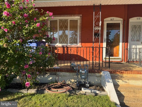 Townhouse For Sale - 517 Kossuth Street<br/> RIVERSIDE, NJ 08075