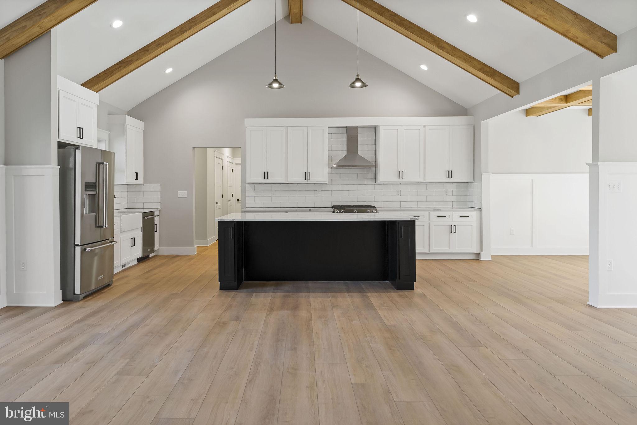 MISSION RIDGE - Residential