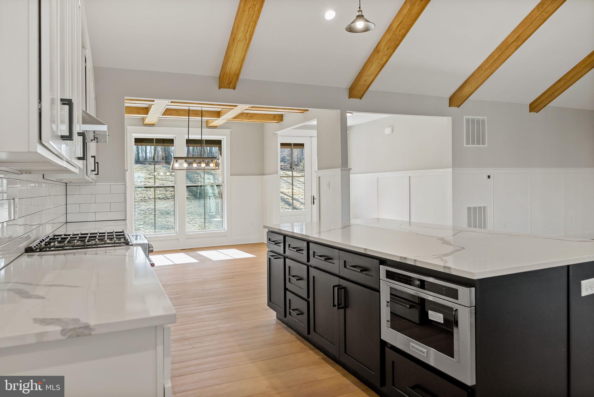 MISSION RIDGE - Residential