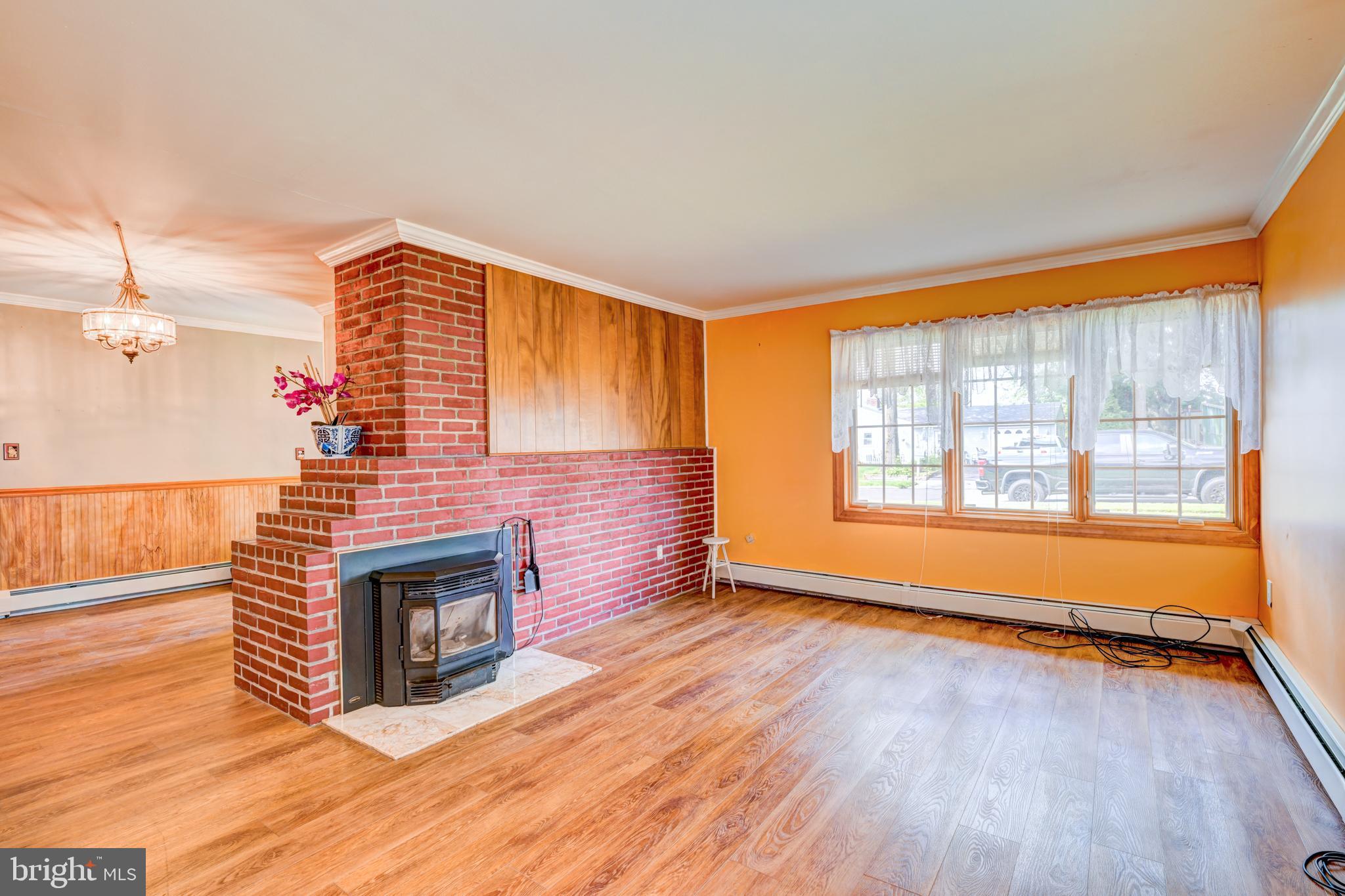 32 GAPING ROCK ROAD