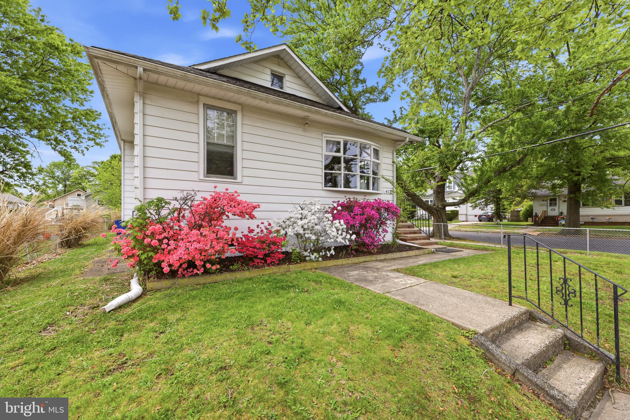 452 AUDUBON AVENUE