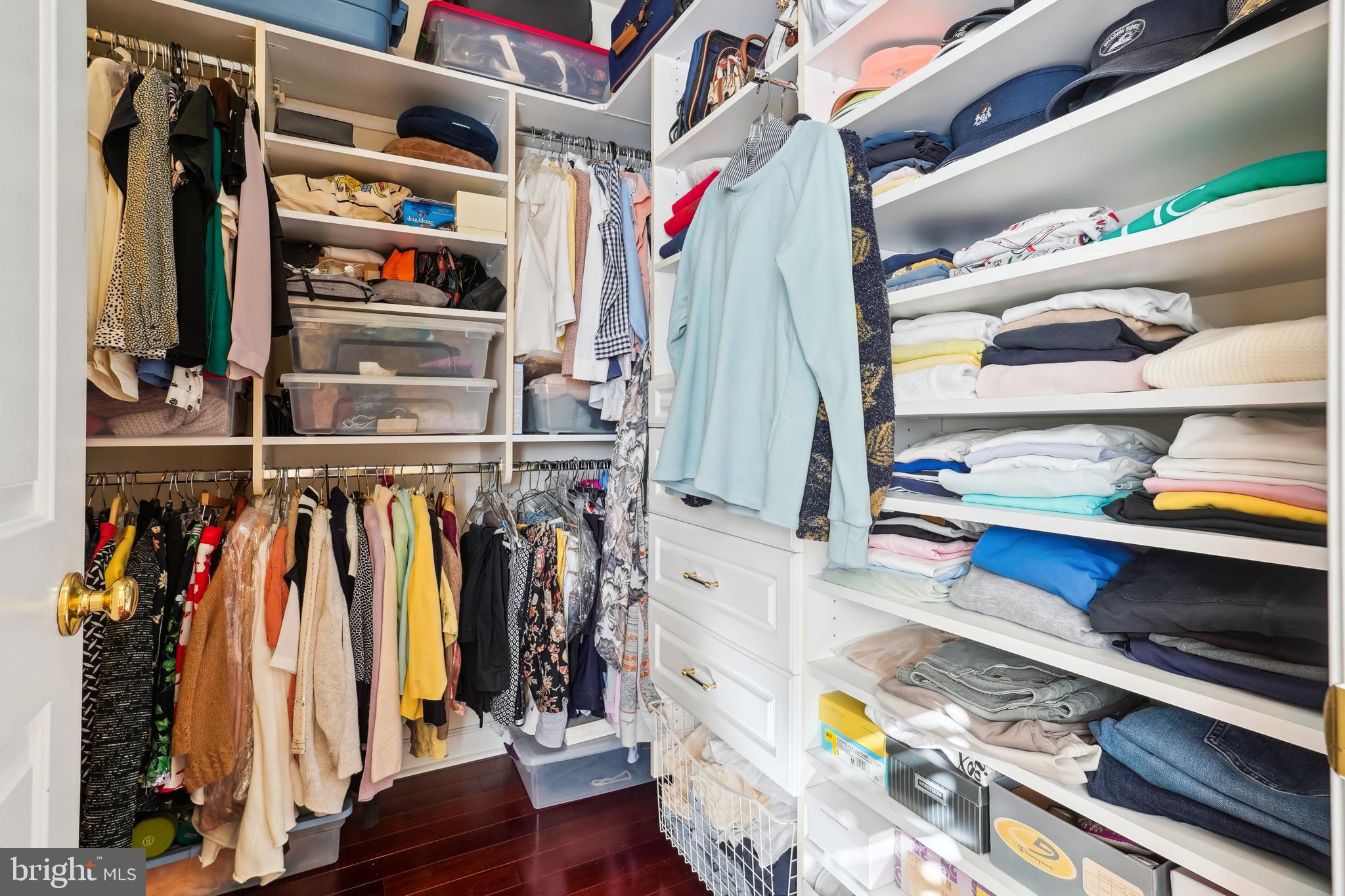 RIVER CREEK - Residential