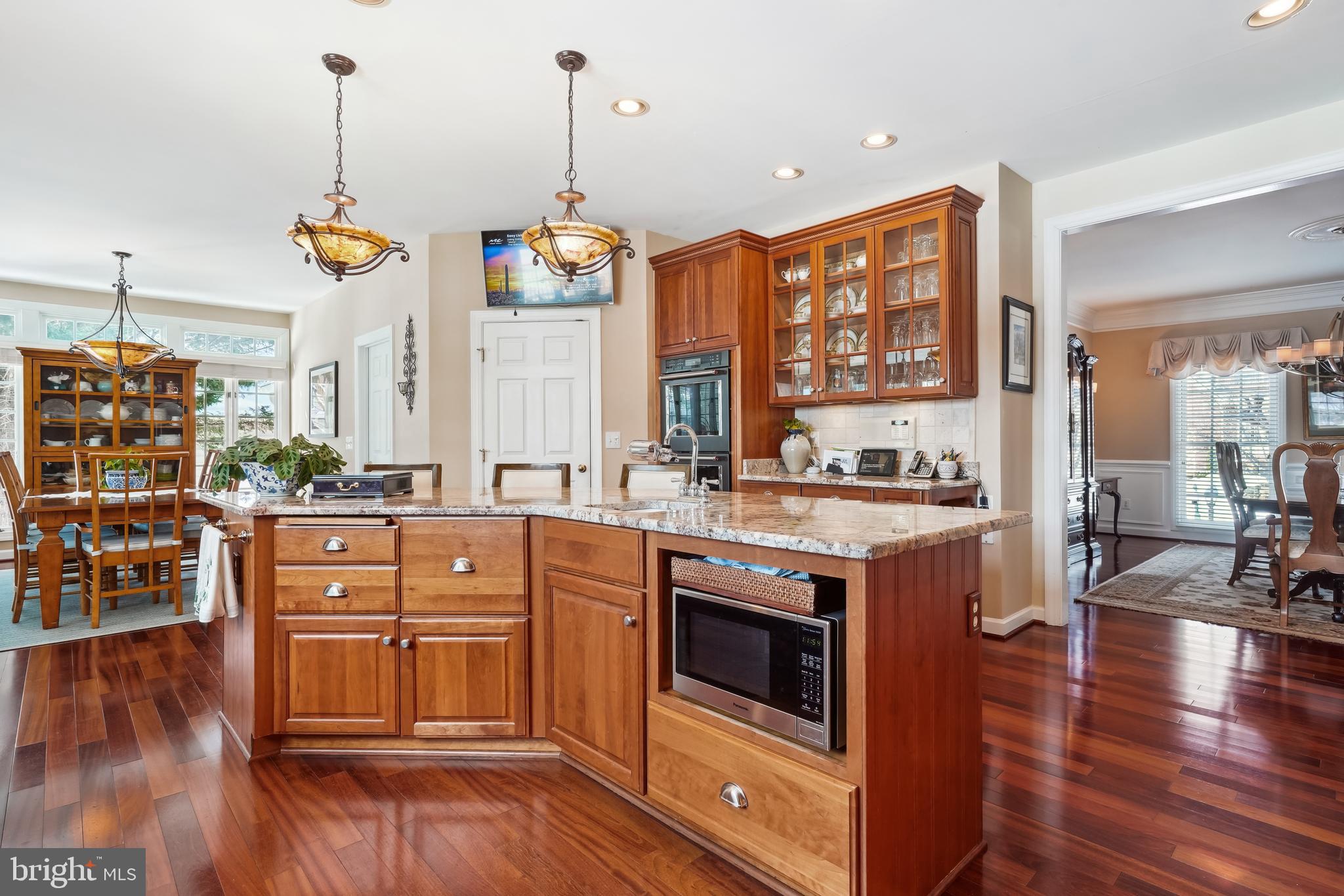 RIVER CREEK - Residential