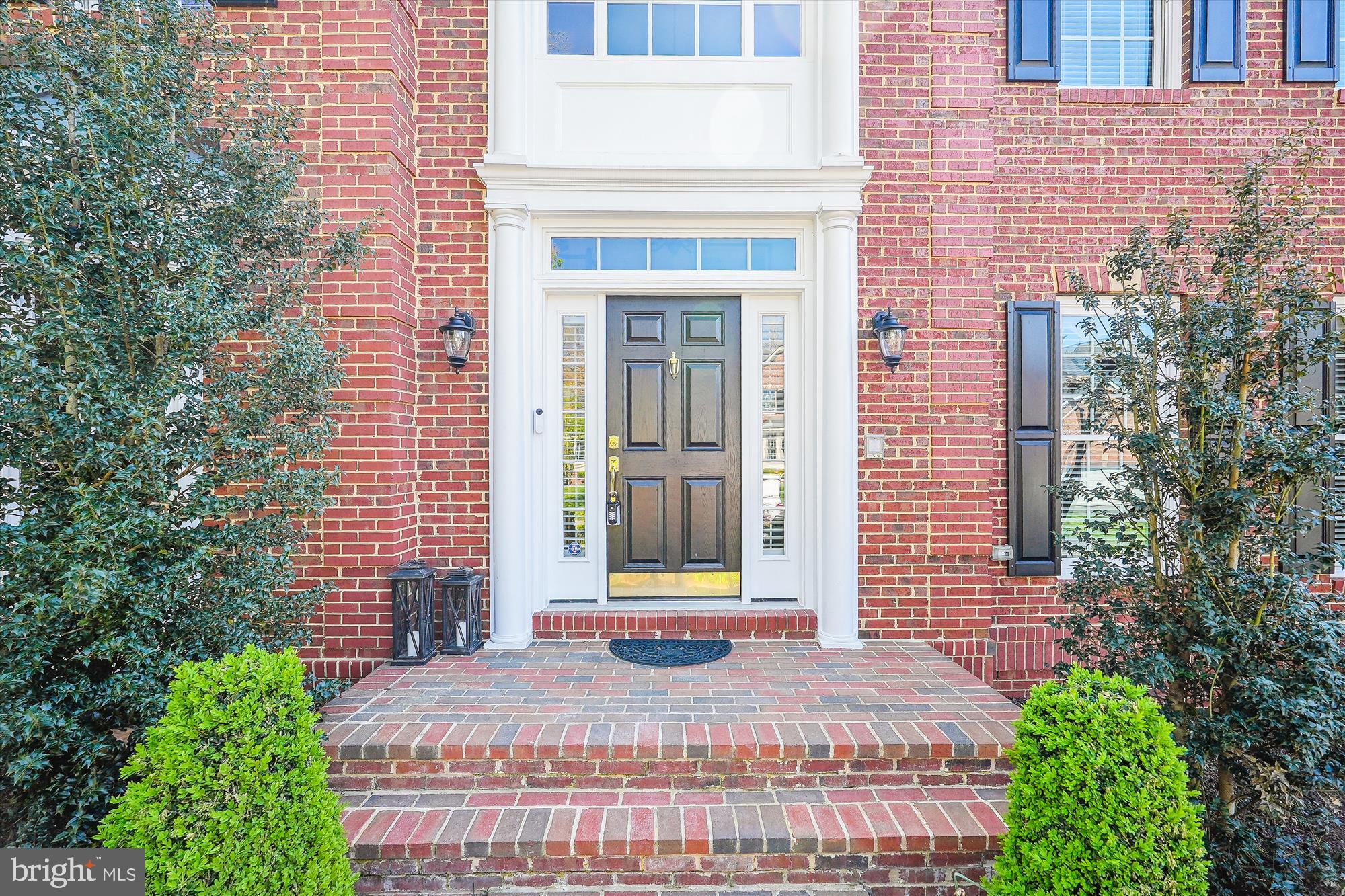 RIVER CREEK - Residential